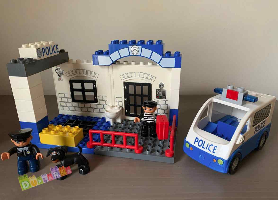 Lego Duplo 5602 - Policejní stanice / policie
