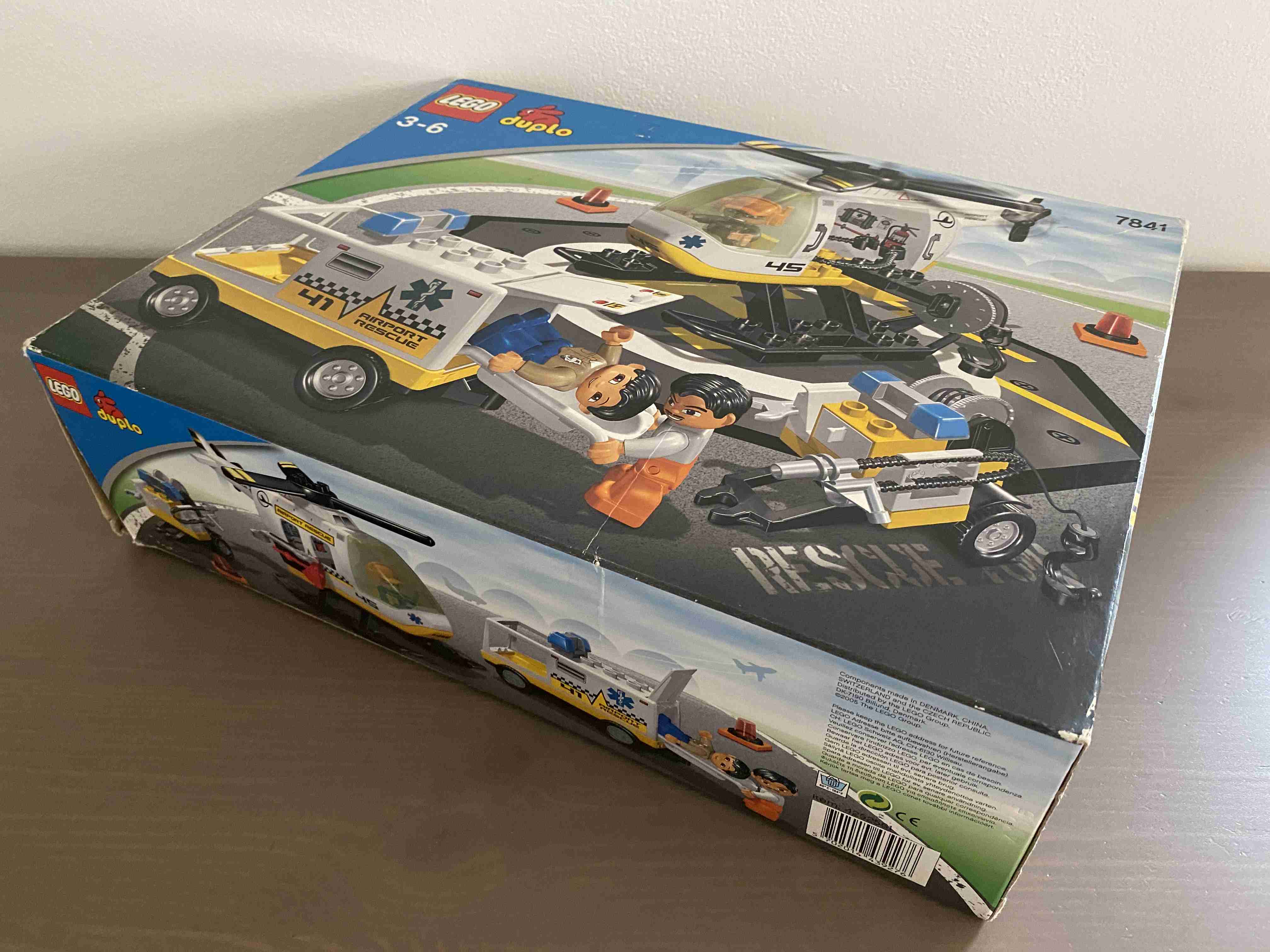 Lego Duplo 7841 - Letištní Vrtulník a sanitka - Helicopter Rescue Unit