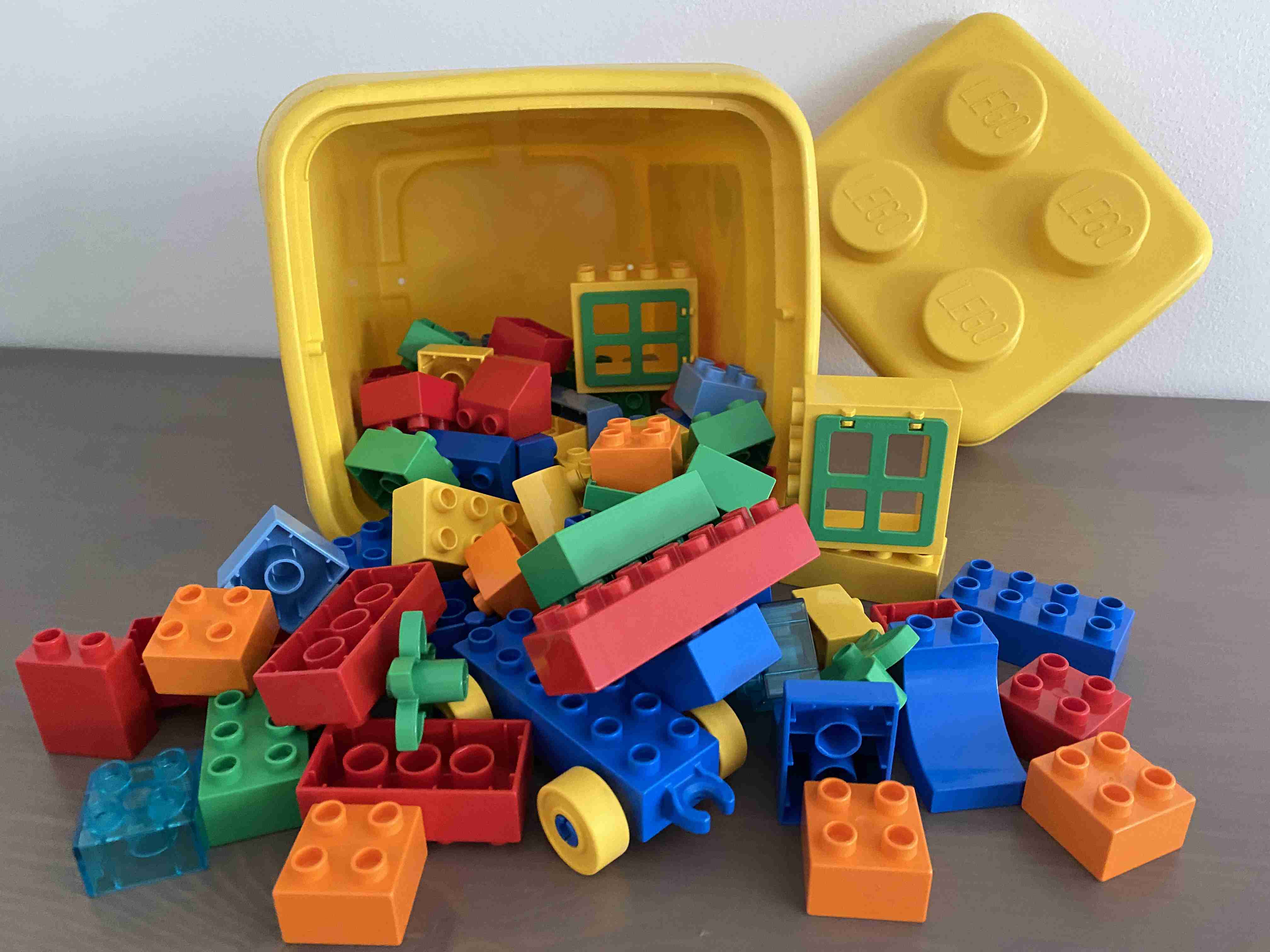 Lego Duplo 5538 - set kostek s boxem 75ks