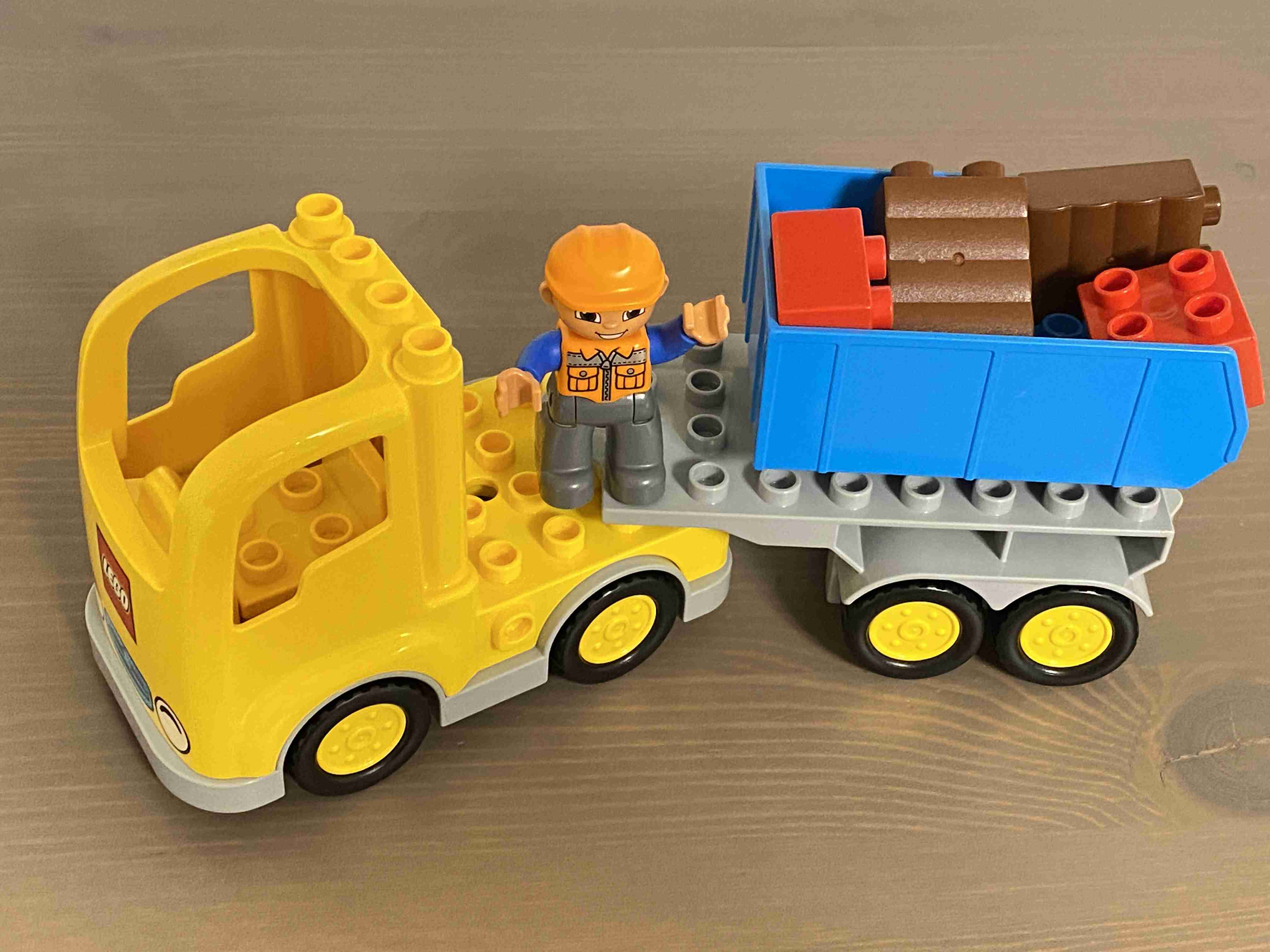 Lego Duplo - Tatra - Náklaďák