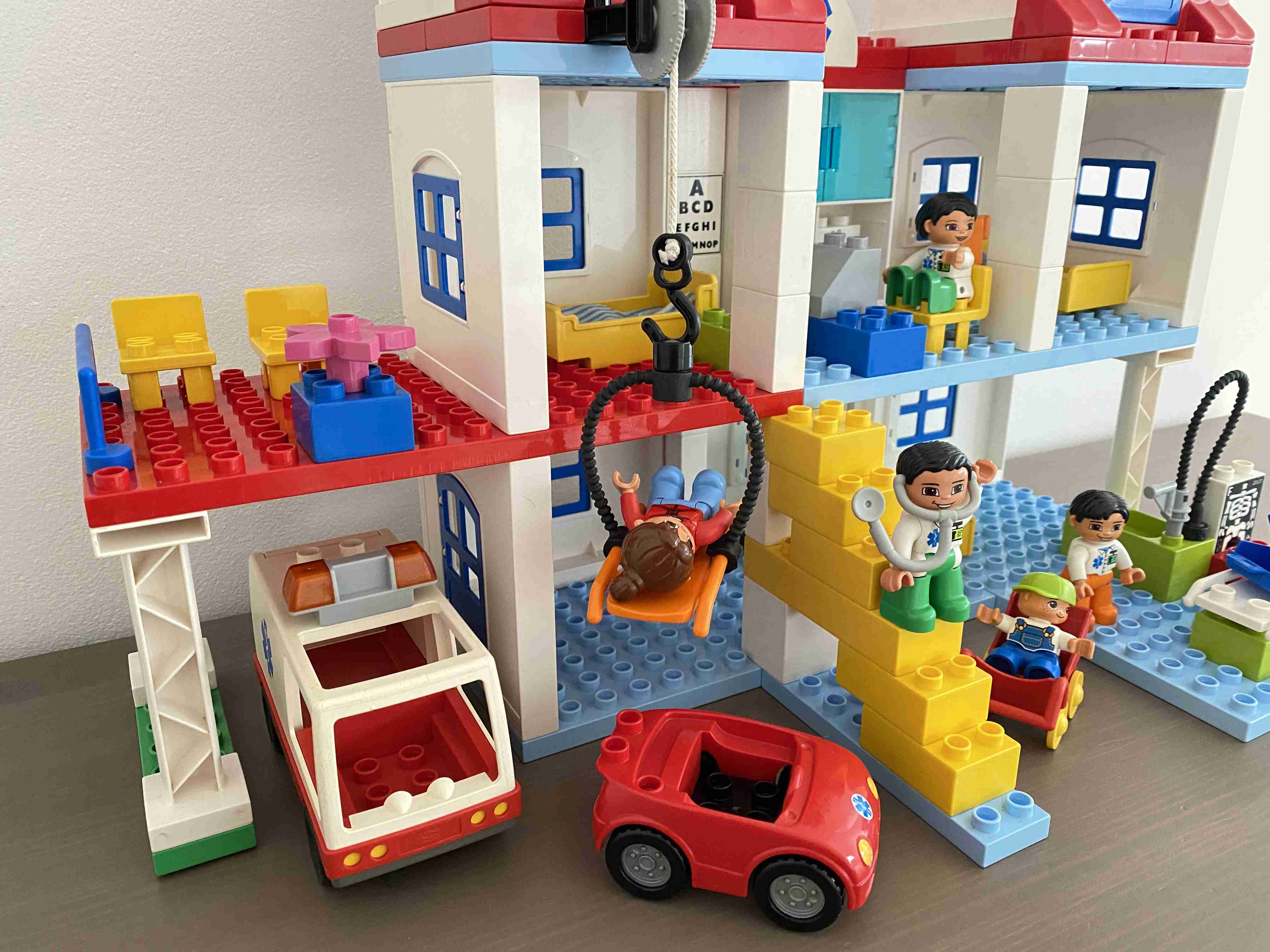 Lego Duplo 5795 - Velká městská nemocnice