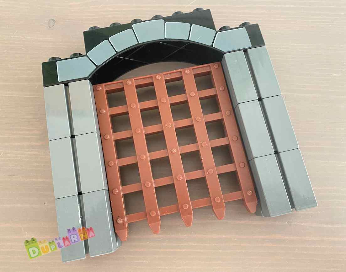 Lego Duplo Brána hnědá pohyblivá / padací na hrad