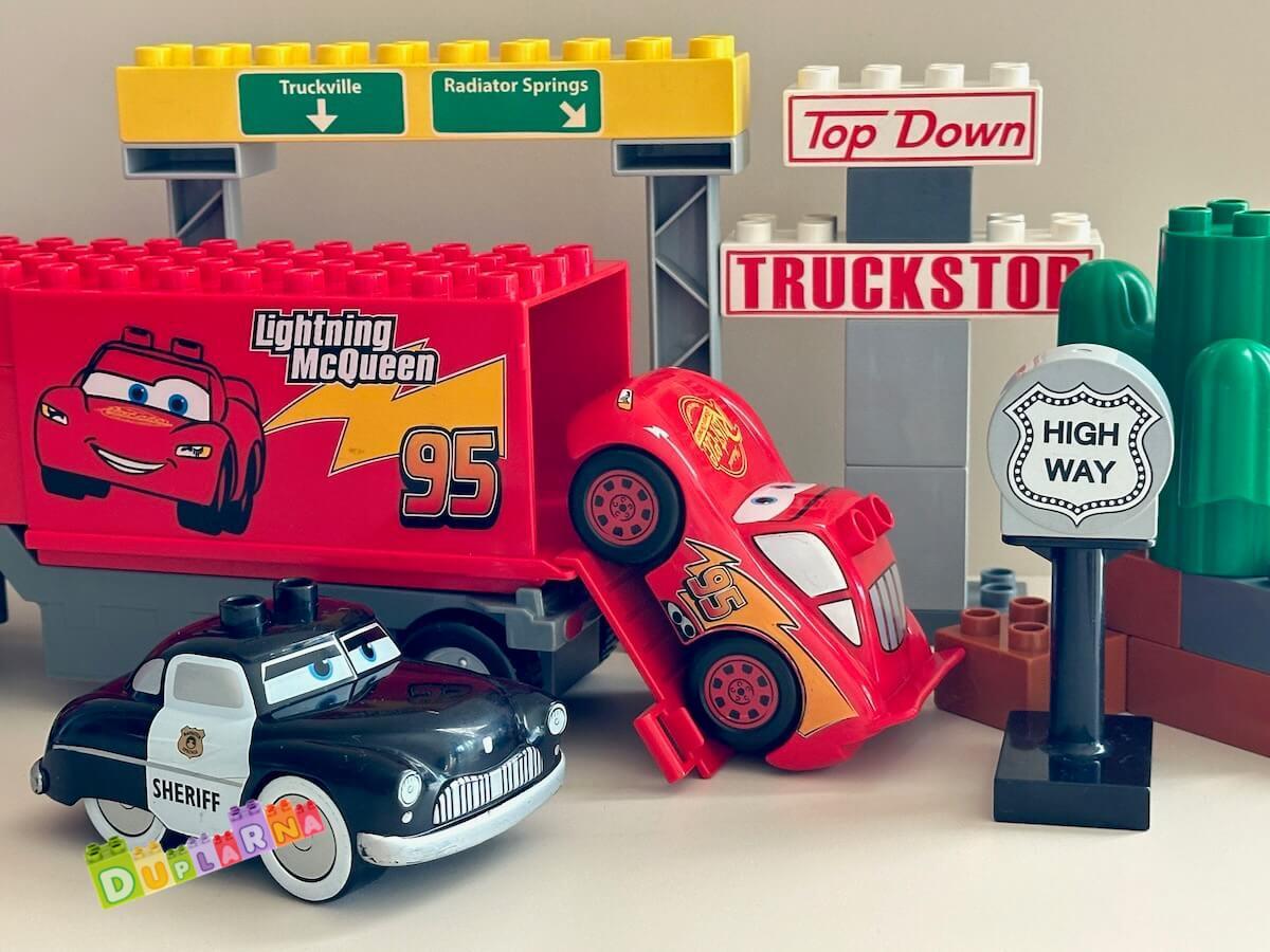 Lego Duplo 5816 - Cars - Mack na cestě / McQueen