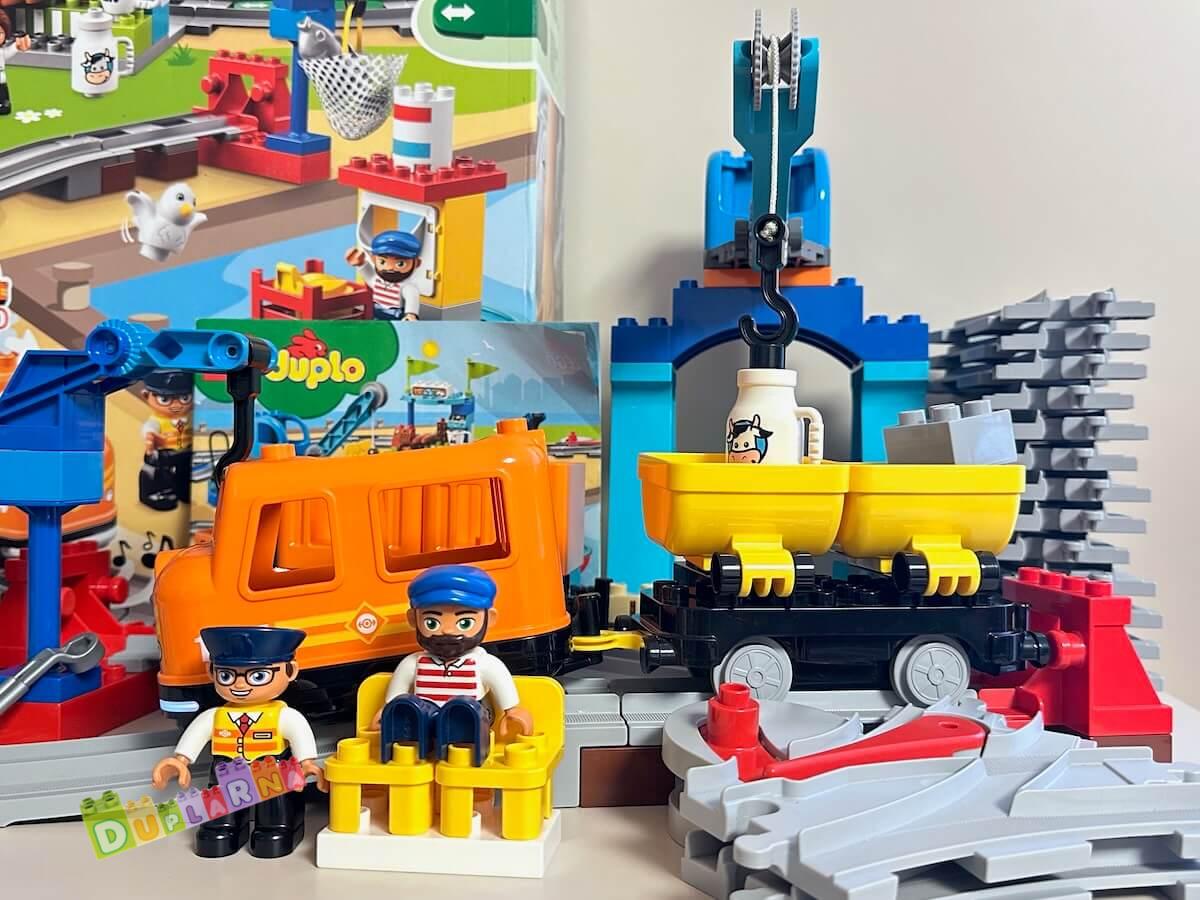 Lego Duplo 10875 - Nákladní Vlak