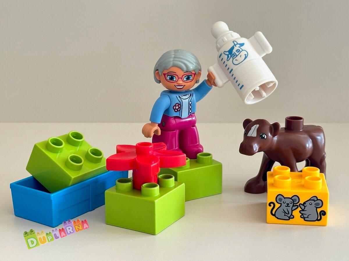 Lego Duplo 10521 - Krmení telátka (Babička + telátko)