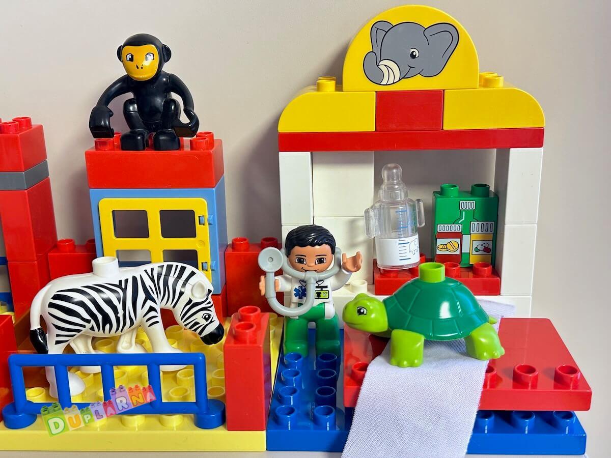 Lego Duplo 6158 - Klinika pro zvířata - Zoo 