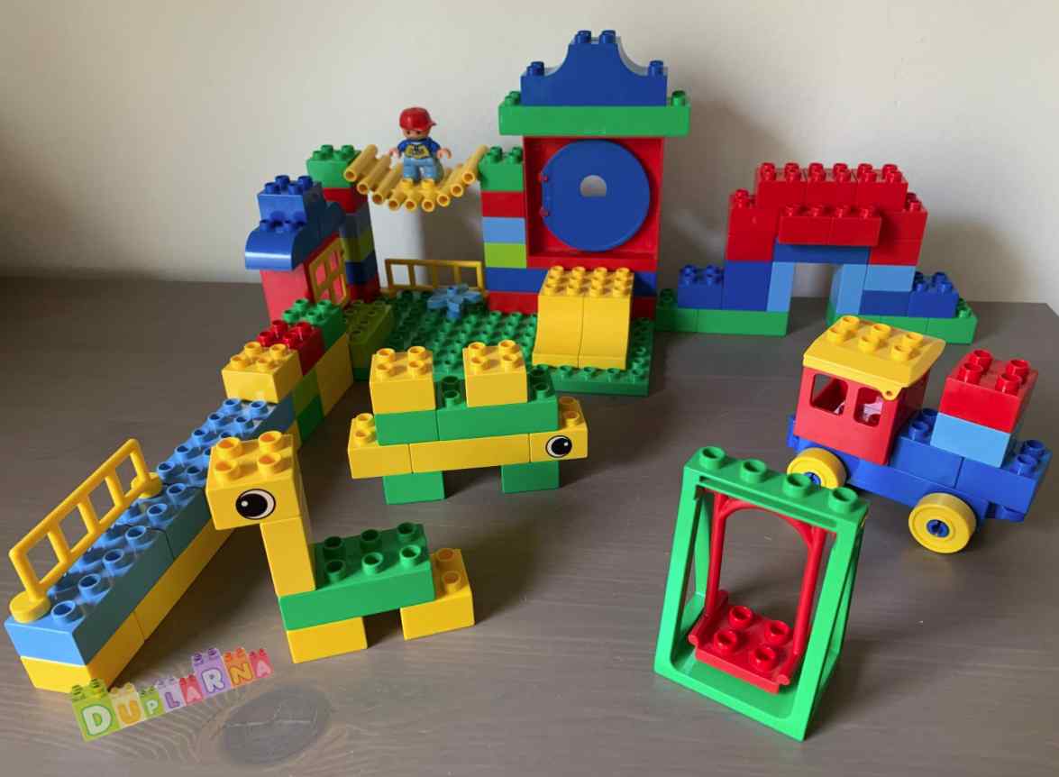 Lego Duplo 5417 - Set kostek Deluxe - Dětské hřiště + podložka