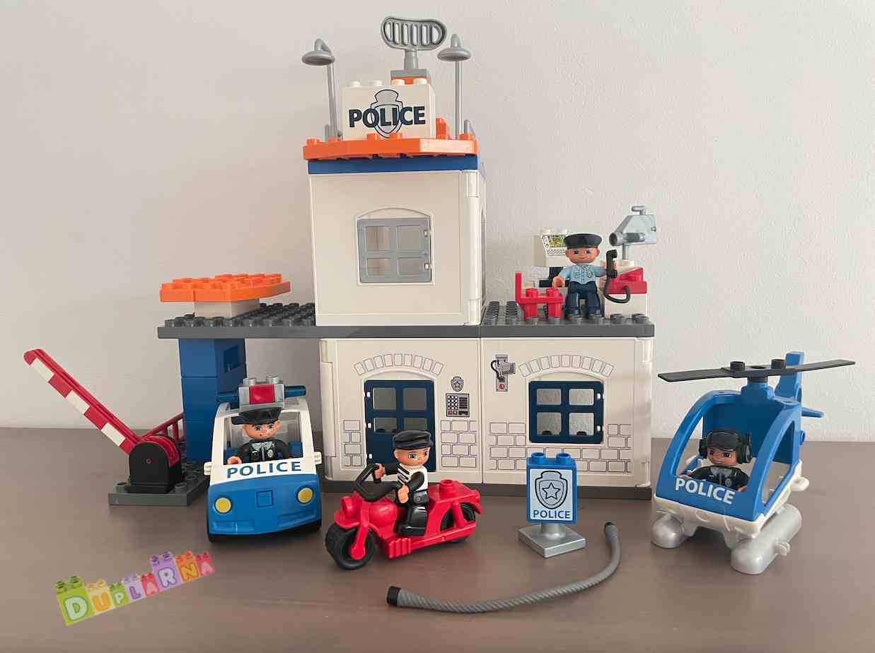 Lego Duplo 4965 - Policejní stanice s vrtulníkem / policie