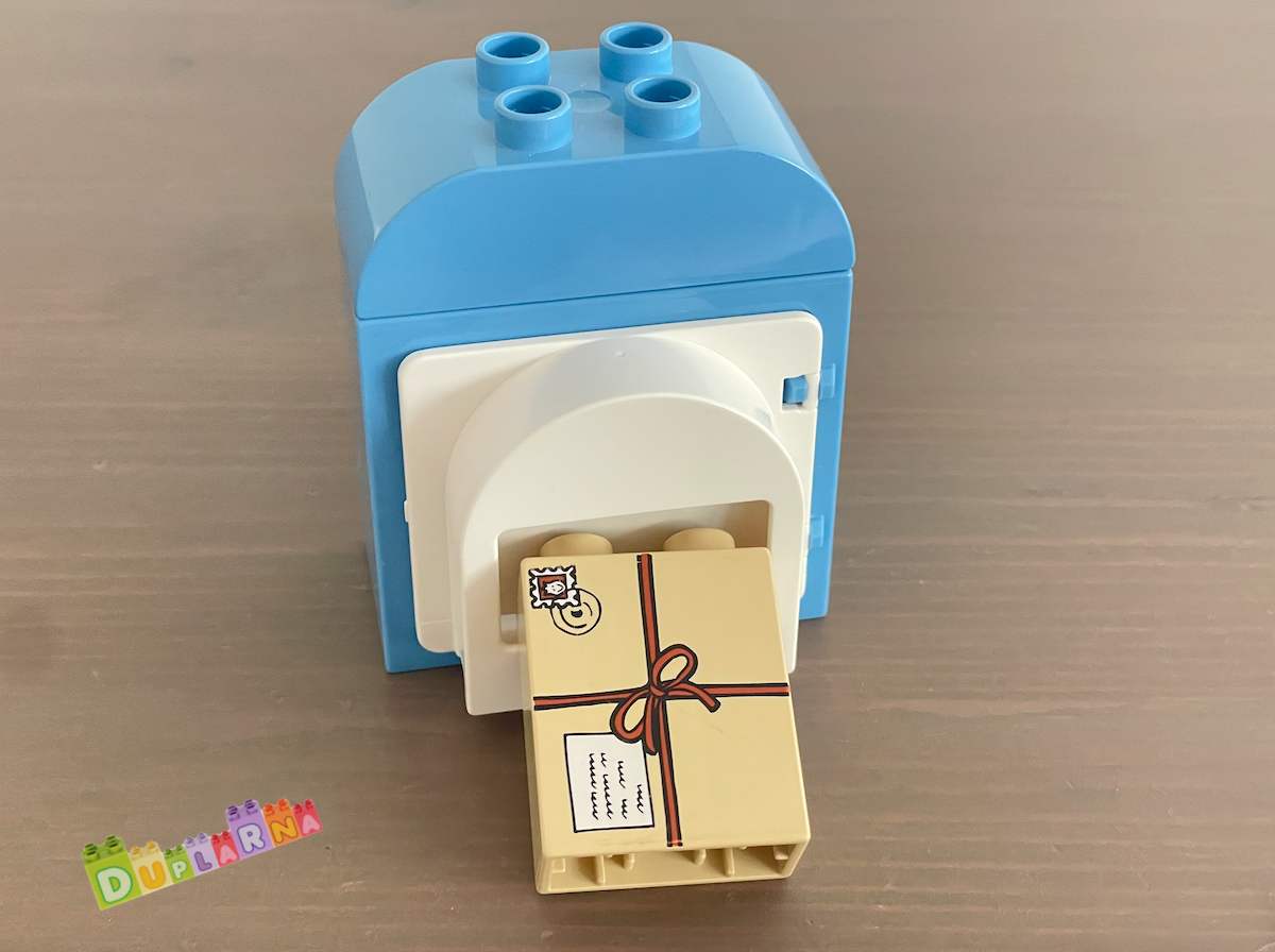 Lego Duplo poštovní schránka + okno a dopis