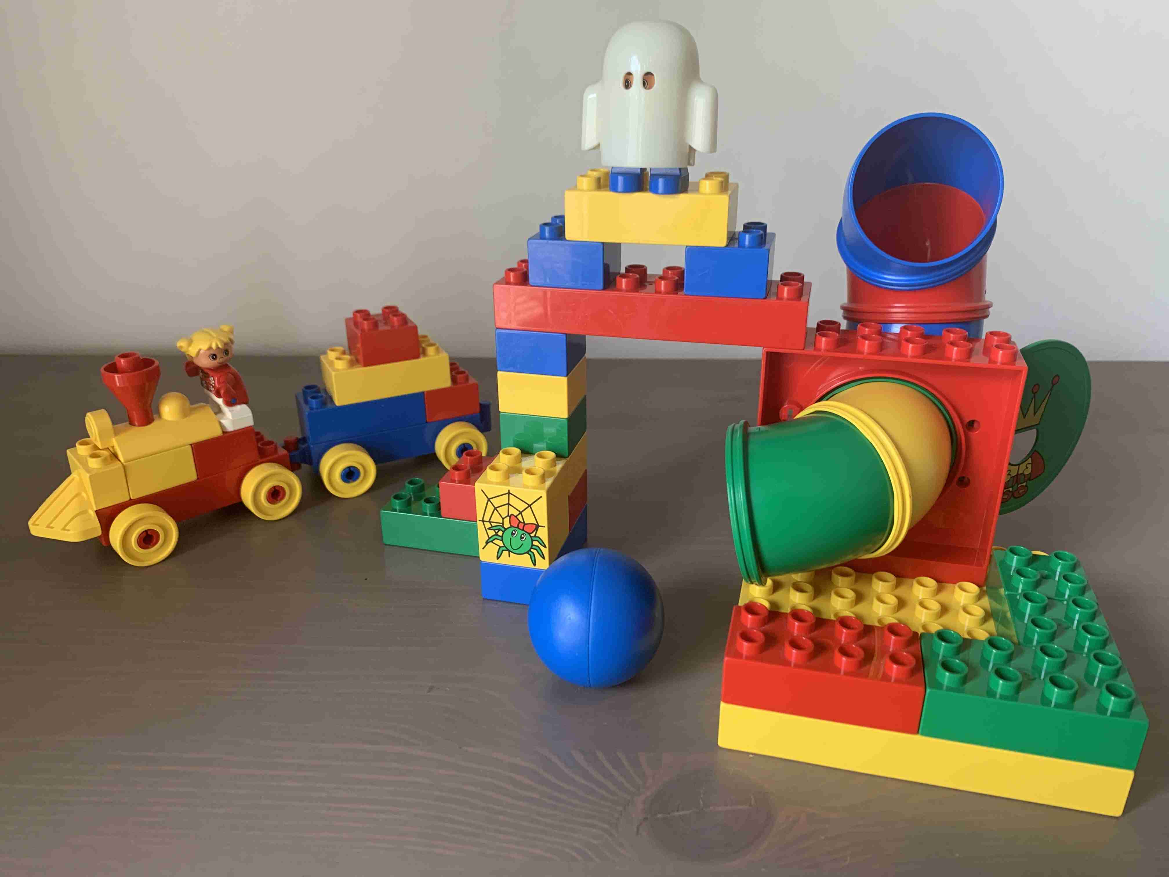 Lego Duplo 2223 - Kuličková dráha, Dům s duchem / Spooky House