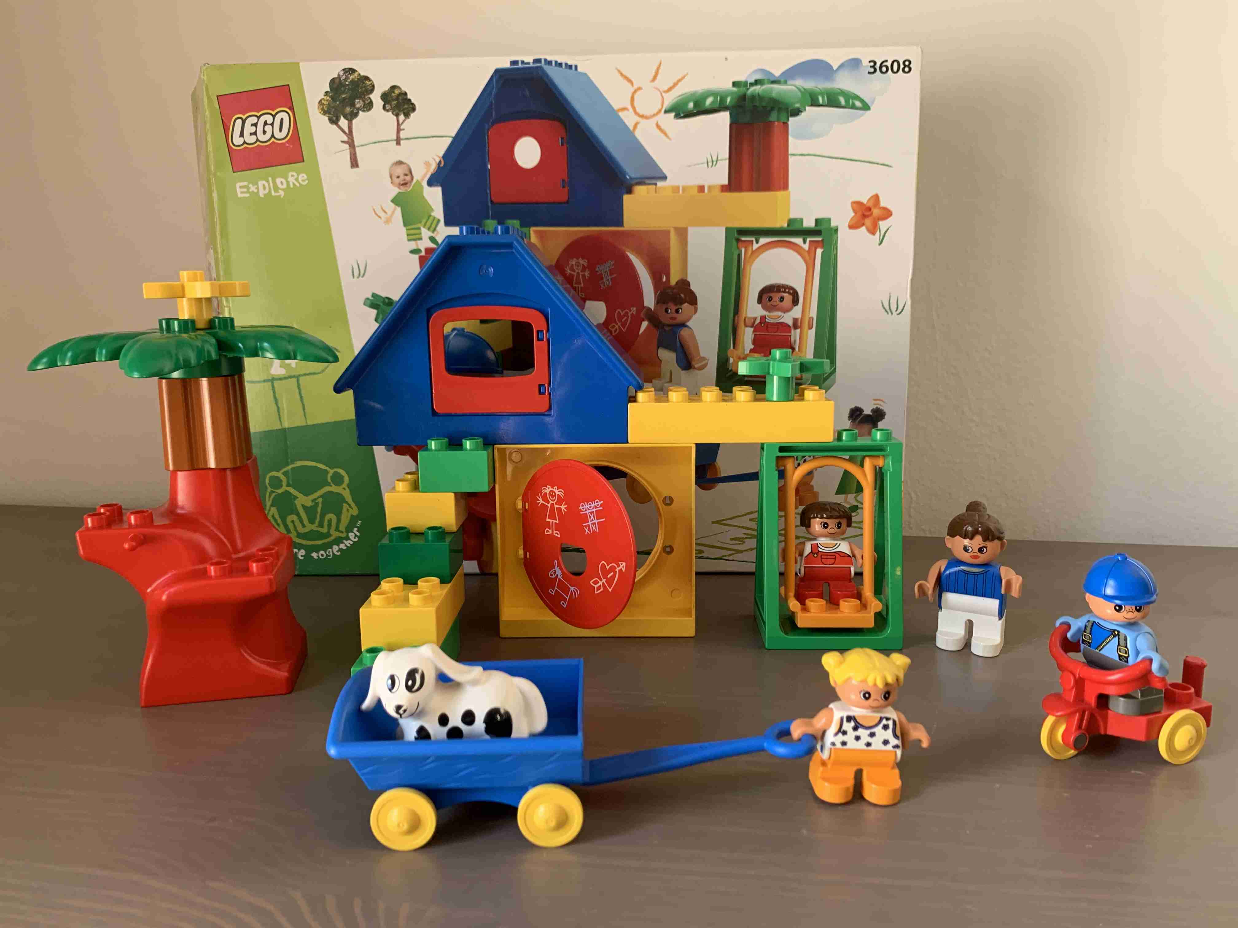 Lego Duplo 3608 - Playground - Dětské hřiště
