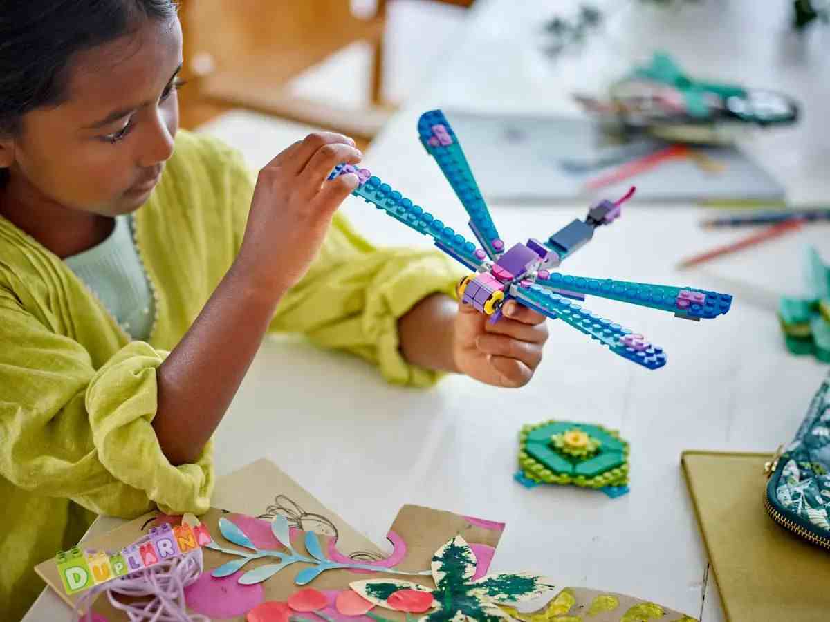 Lego Creator 31157 - Exotický páv 3v1