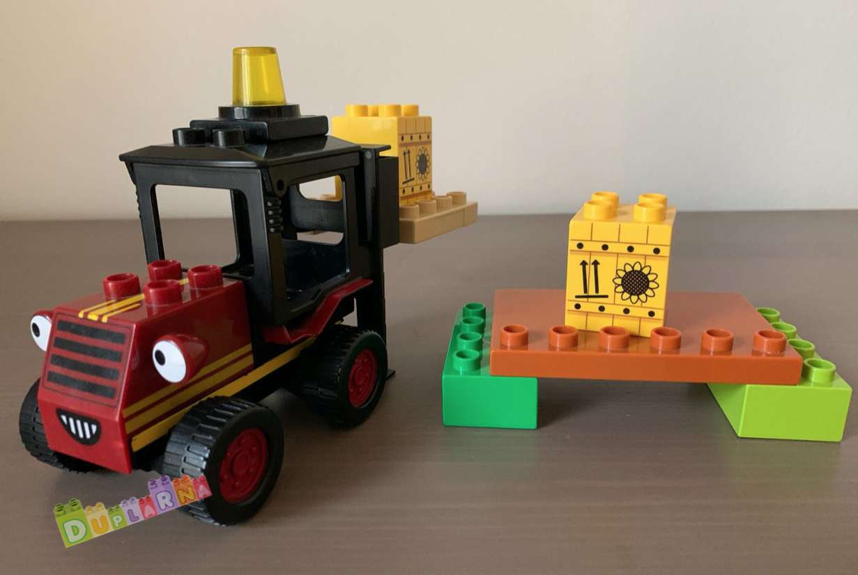 Lego Duplo 3298 - Vysokozdvižný nakladač Sumsy - Bořek stavitel