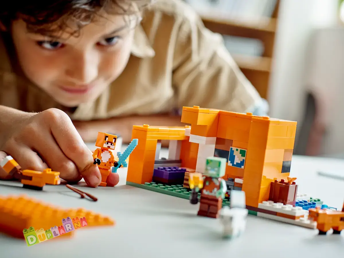 Lego Minecraft 21178 - Liščí domek