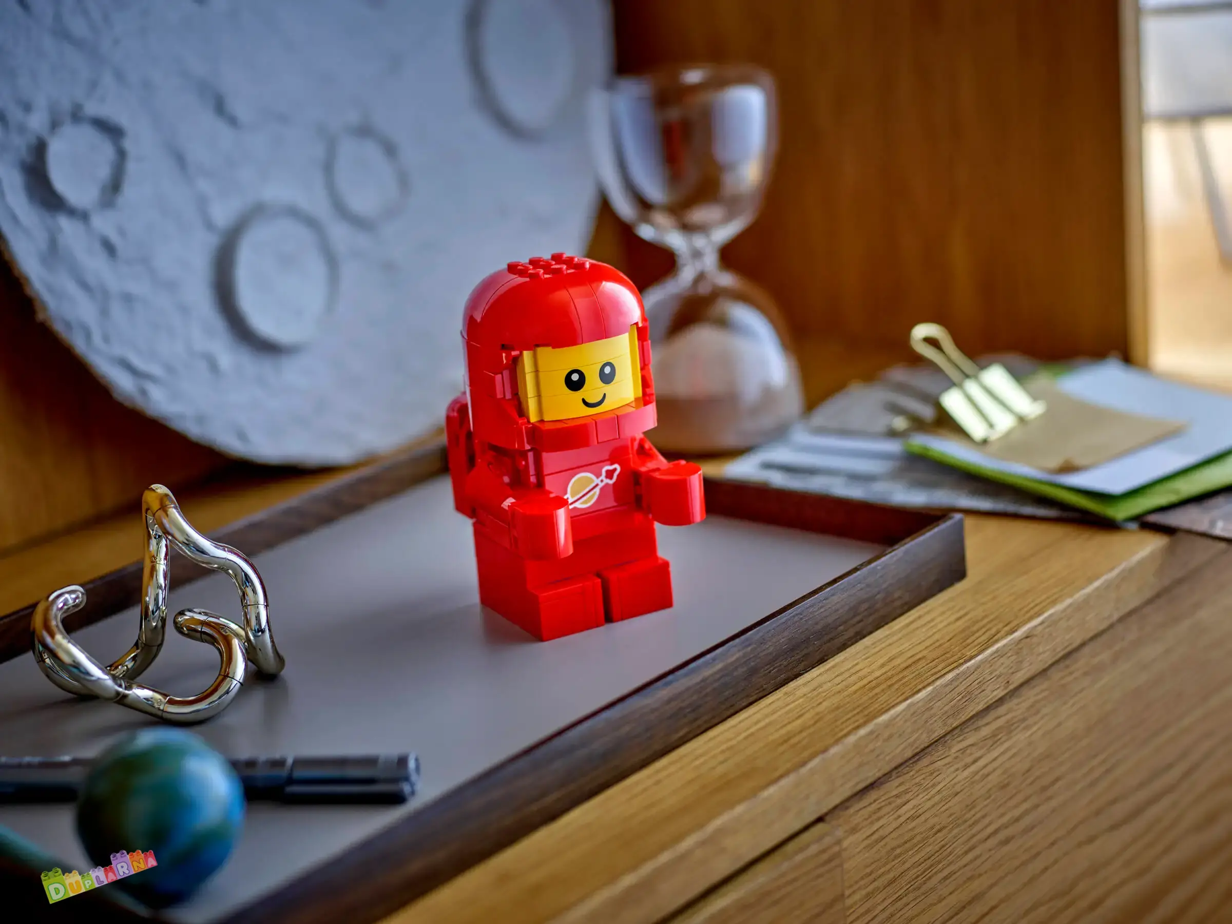 Lego VIP 40767 - Zvětšený malý astronaut
