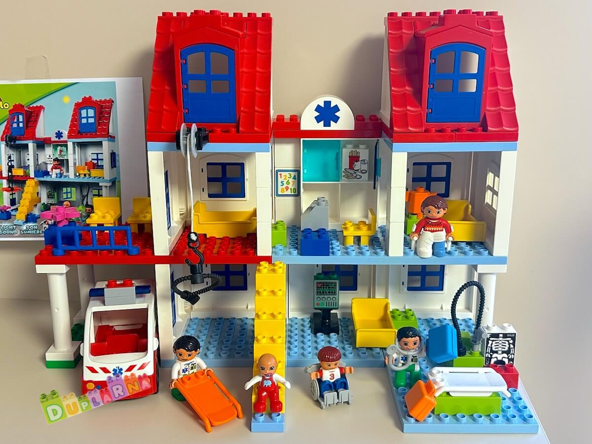 Lego Duplo 5795 - Velká městská nemocnice