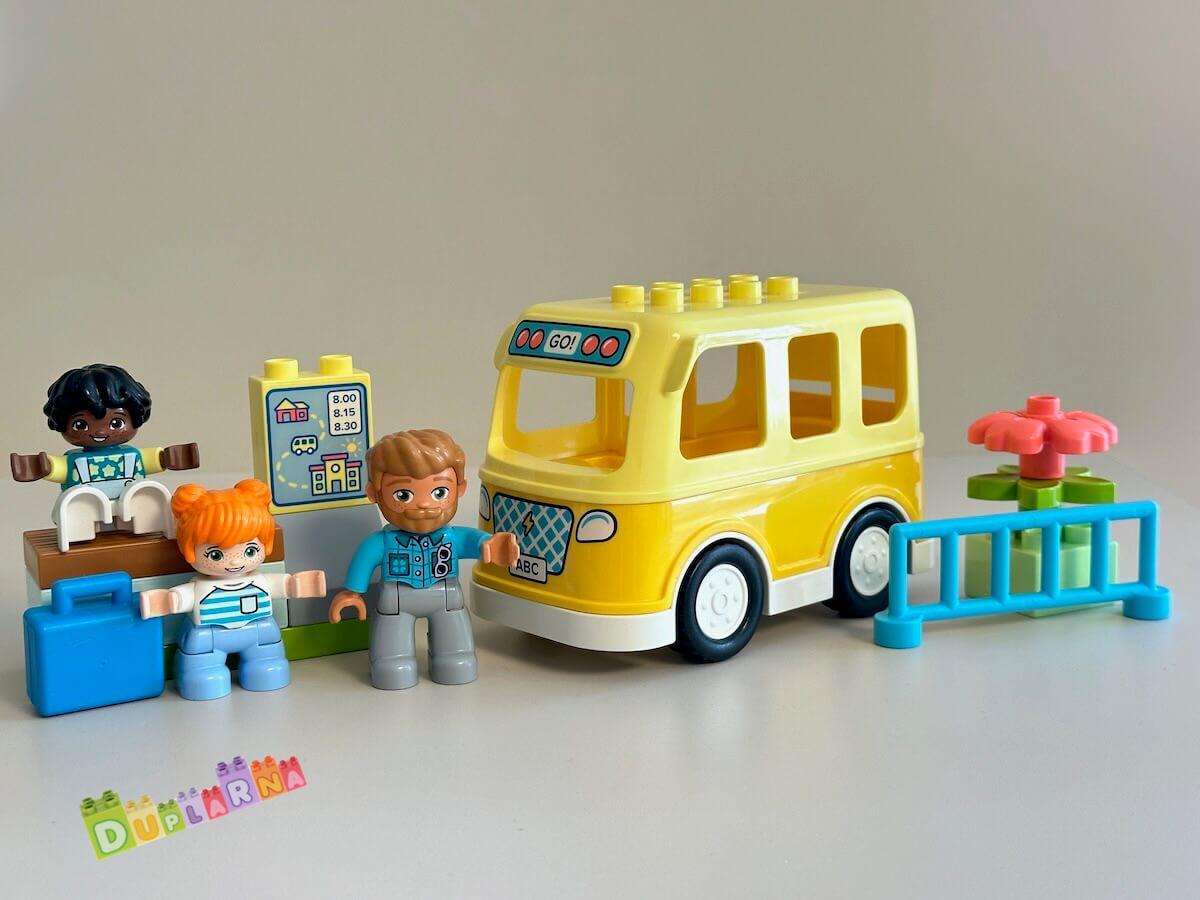 Lego Duplo 10988 - Cesta autobusem / Autobus