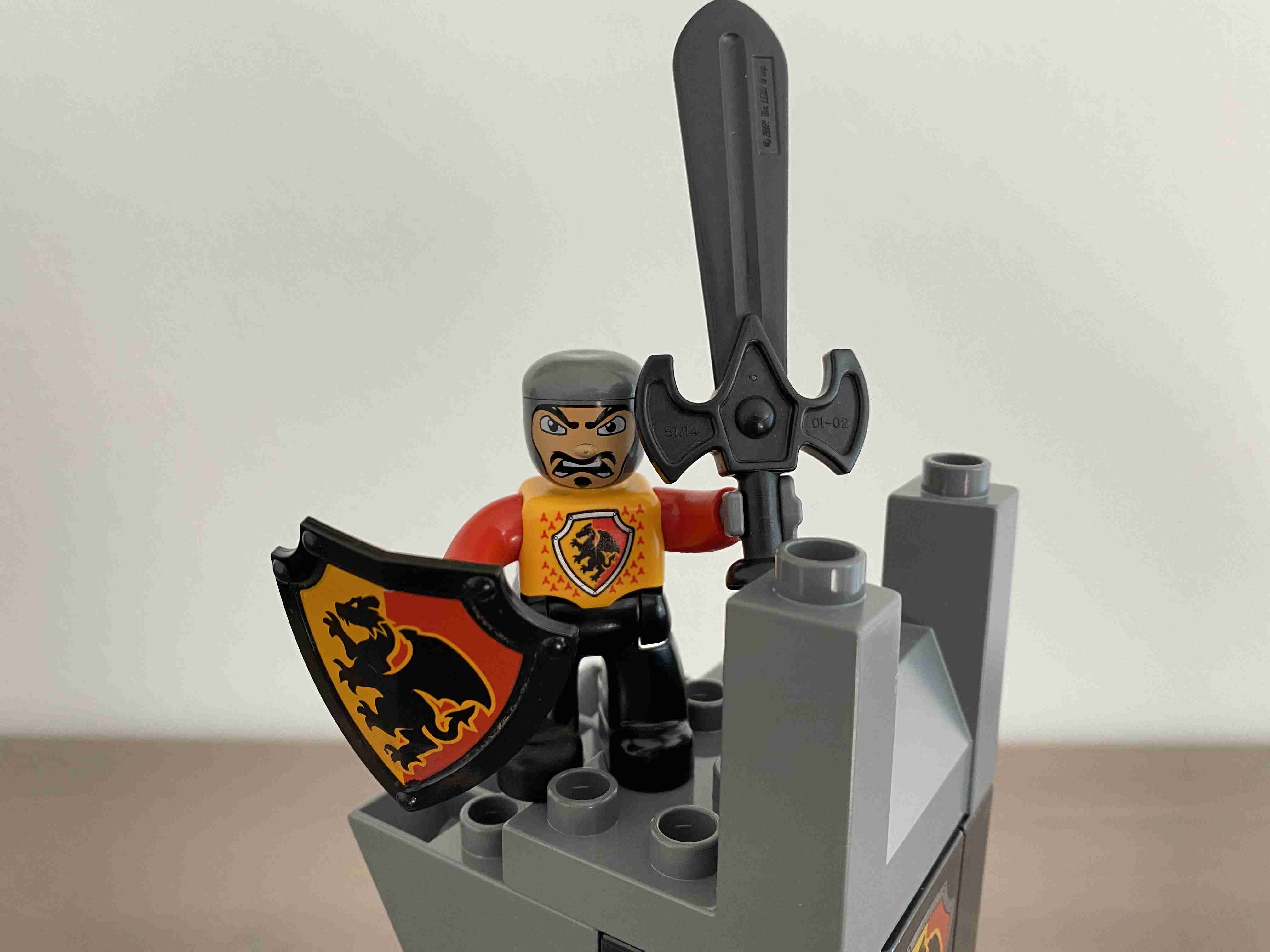 Lego duplo - útočná věž / beranidlo k dobytí hradu
