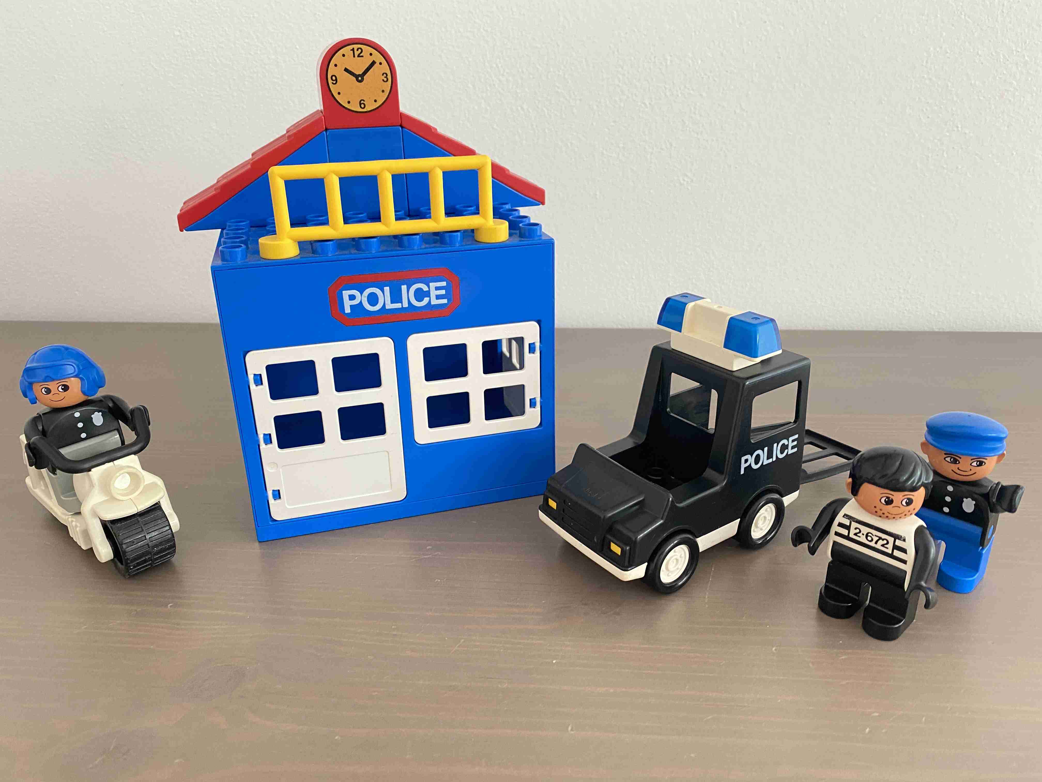 Lego Duplo 2672 - Policejní stanice / Policie