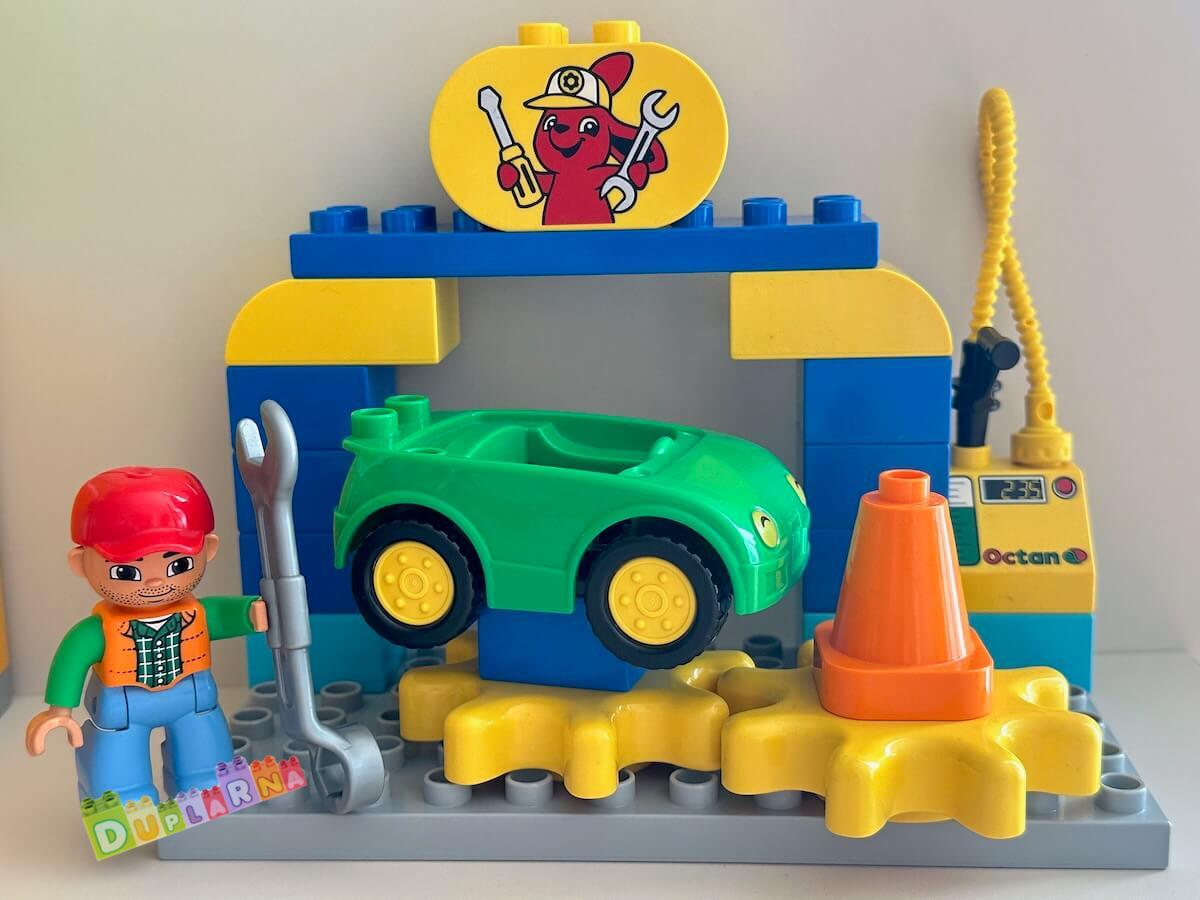 Lego Duplo 10836 - Náměstí / Domek