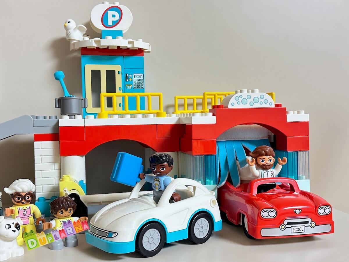 Lego Duplo 10948 - Garáž a myčka aut