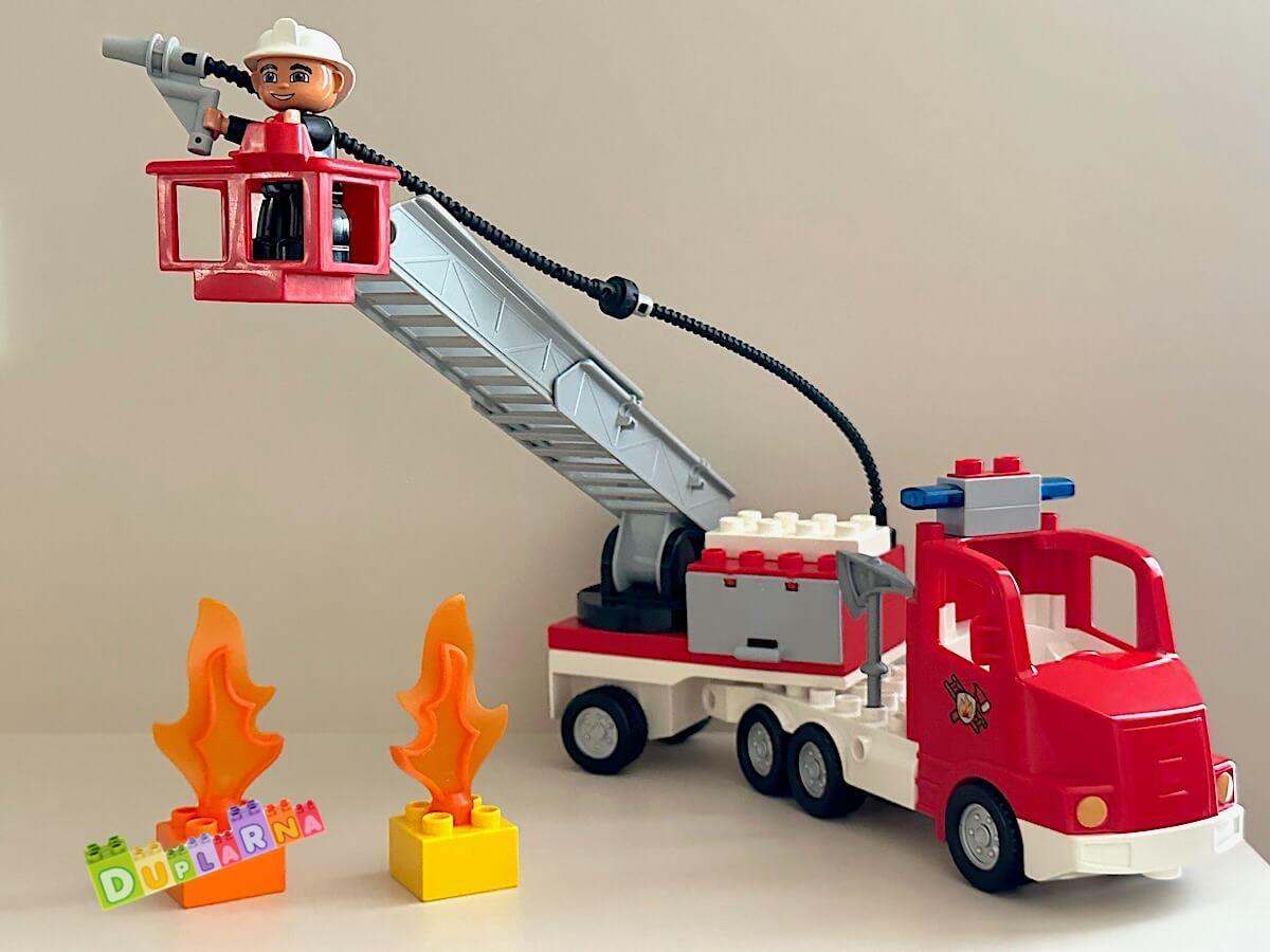 Lego Duplo 5682 - Hasičské auto / Hasiči