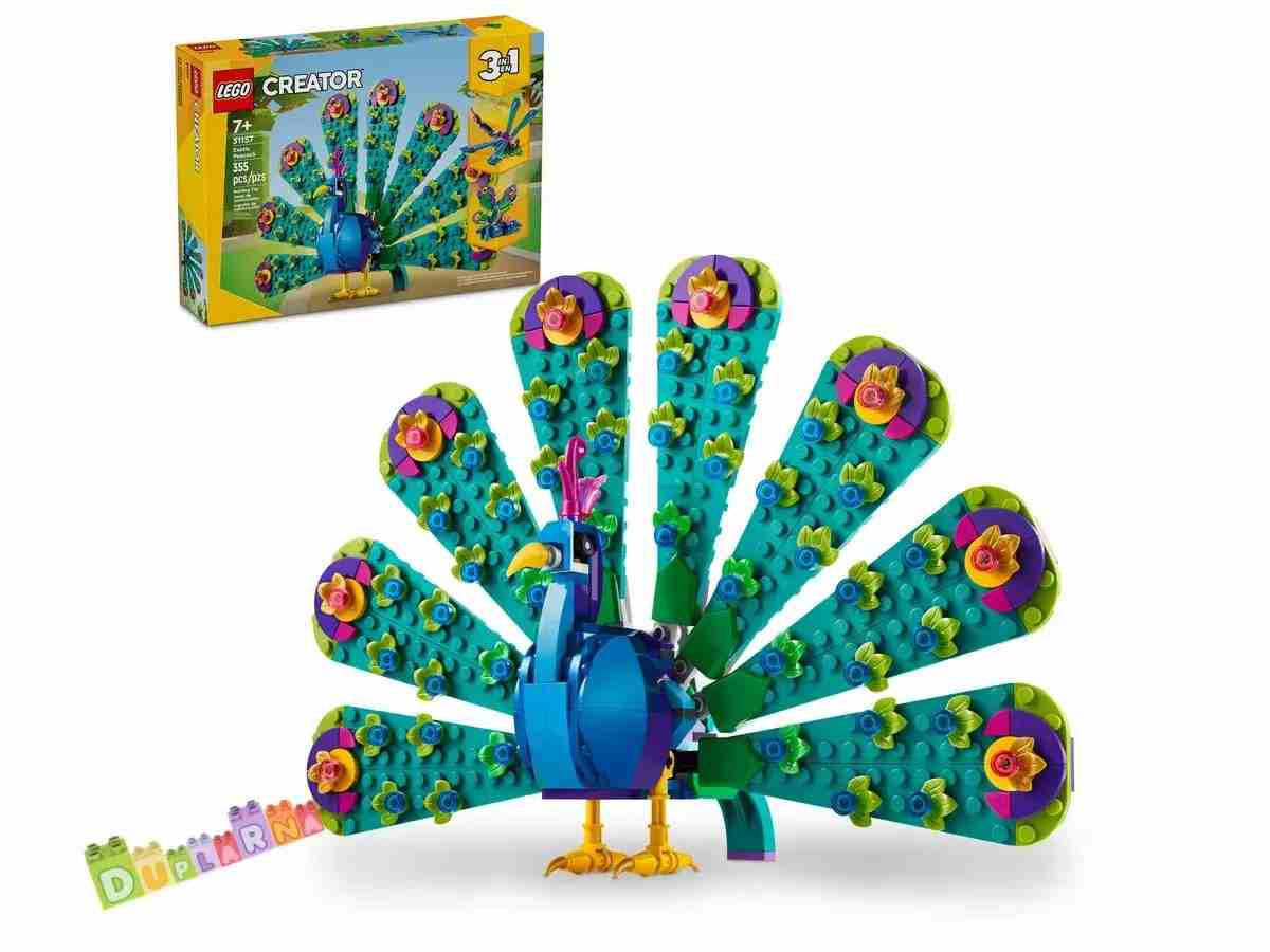 Lego Creator 31157 - Exotický páv 3v1