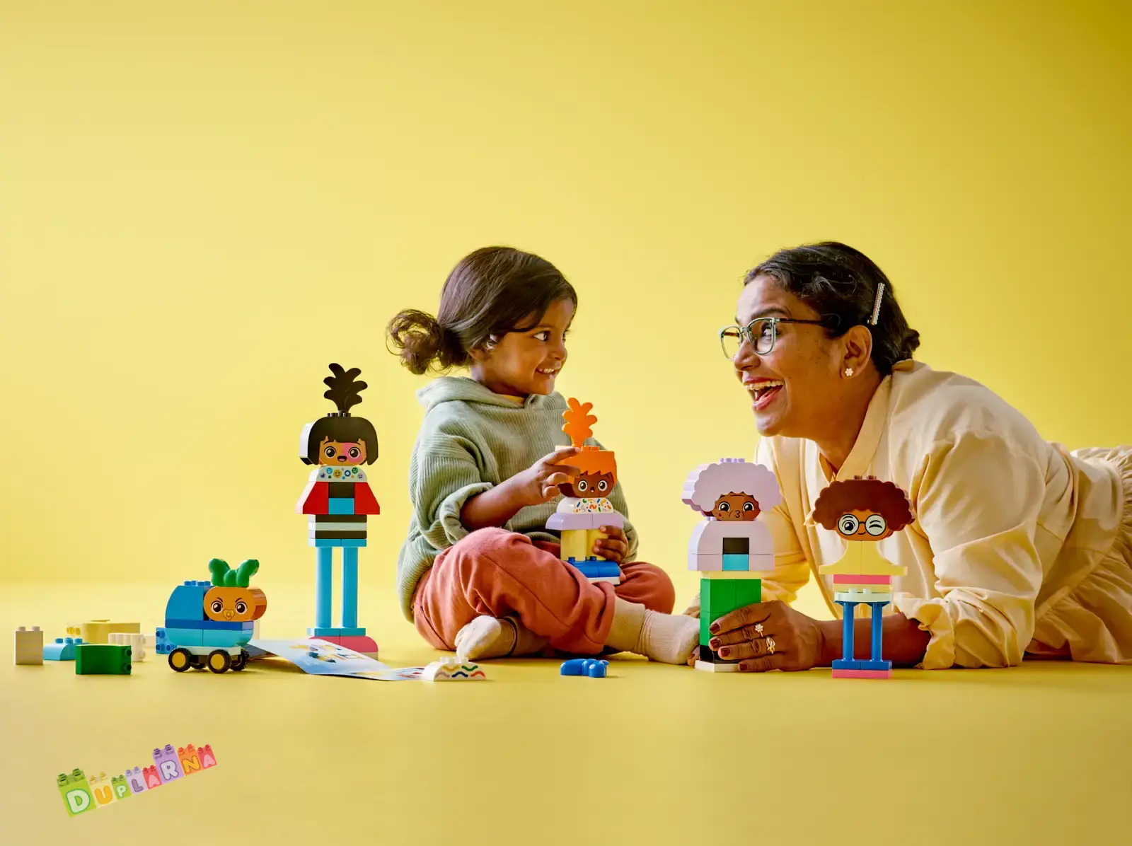 Lego Duplo 10423 - Sestavitelní lidé s velkými emocemi