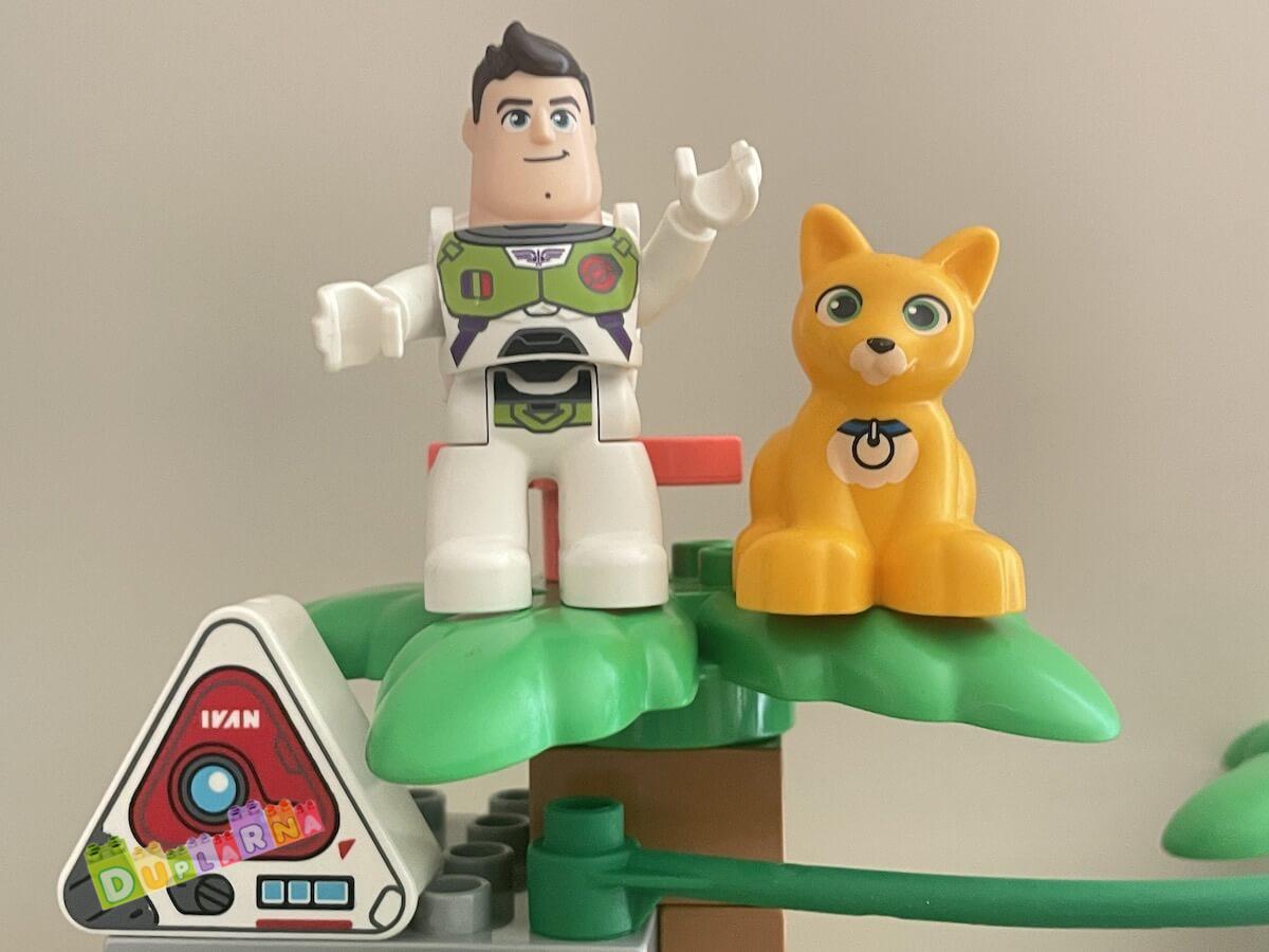 Lego Duplo 10962 - Toy Story - Mise Buzze Rakeťáka