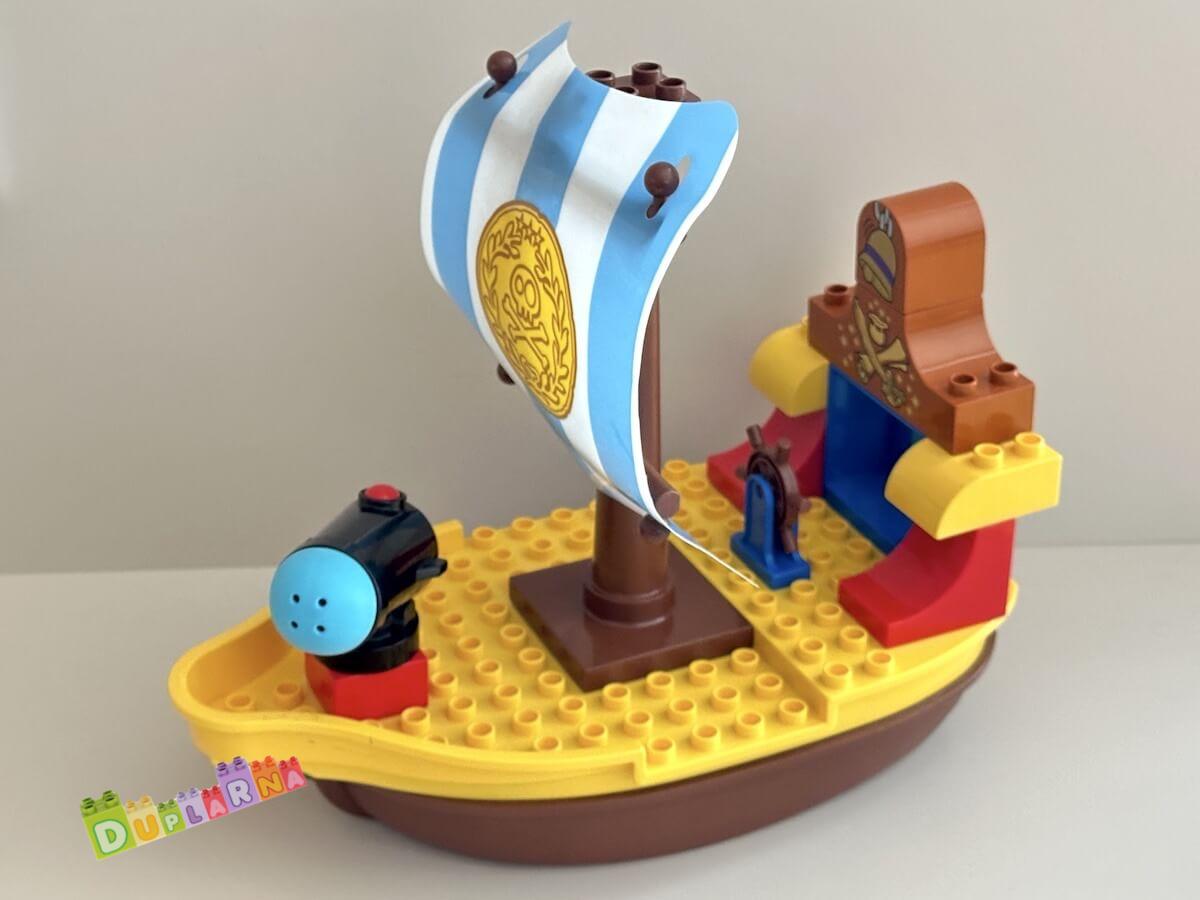 Lego Duplo - Jakeova Pirátská Loď Bucky