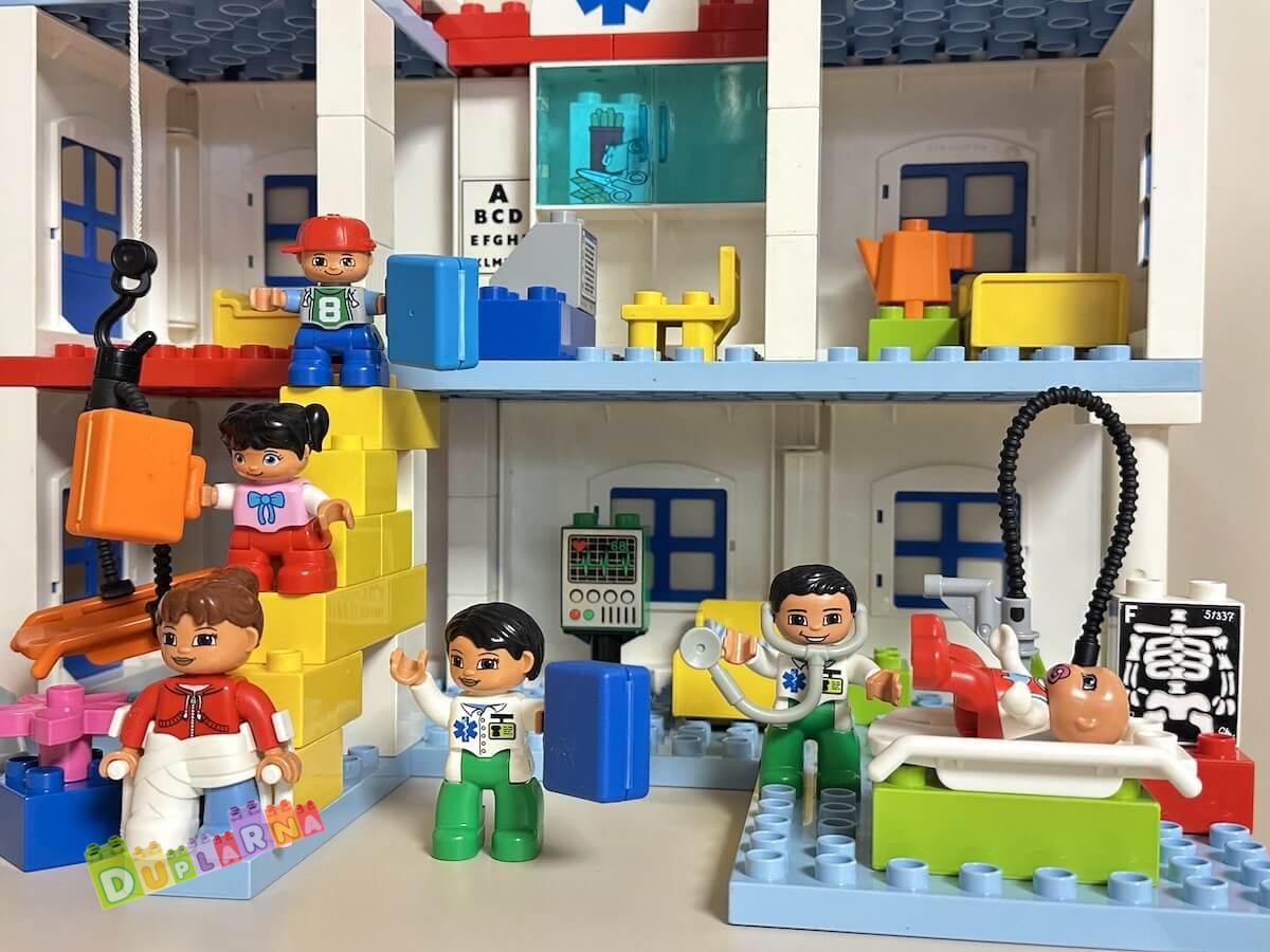 Lego Duplo 5795 - Velká městská nemocnice