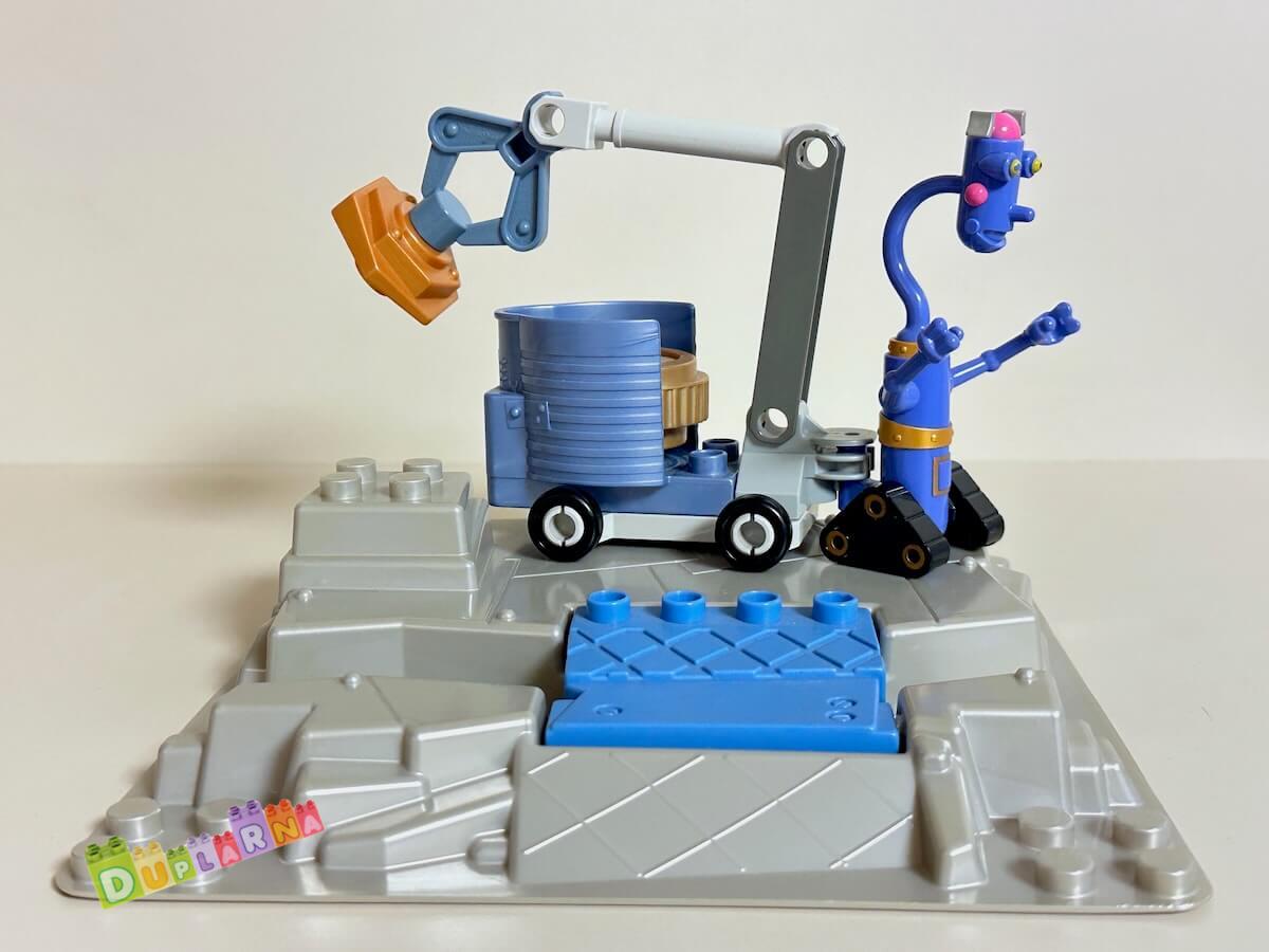 Lego podložka a robot - Figurka Little Robots