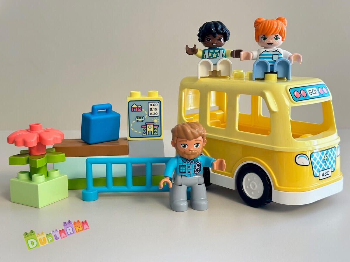 Lego Duplo 10988 - Cesta autobusem / Autobus