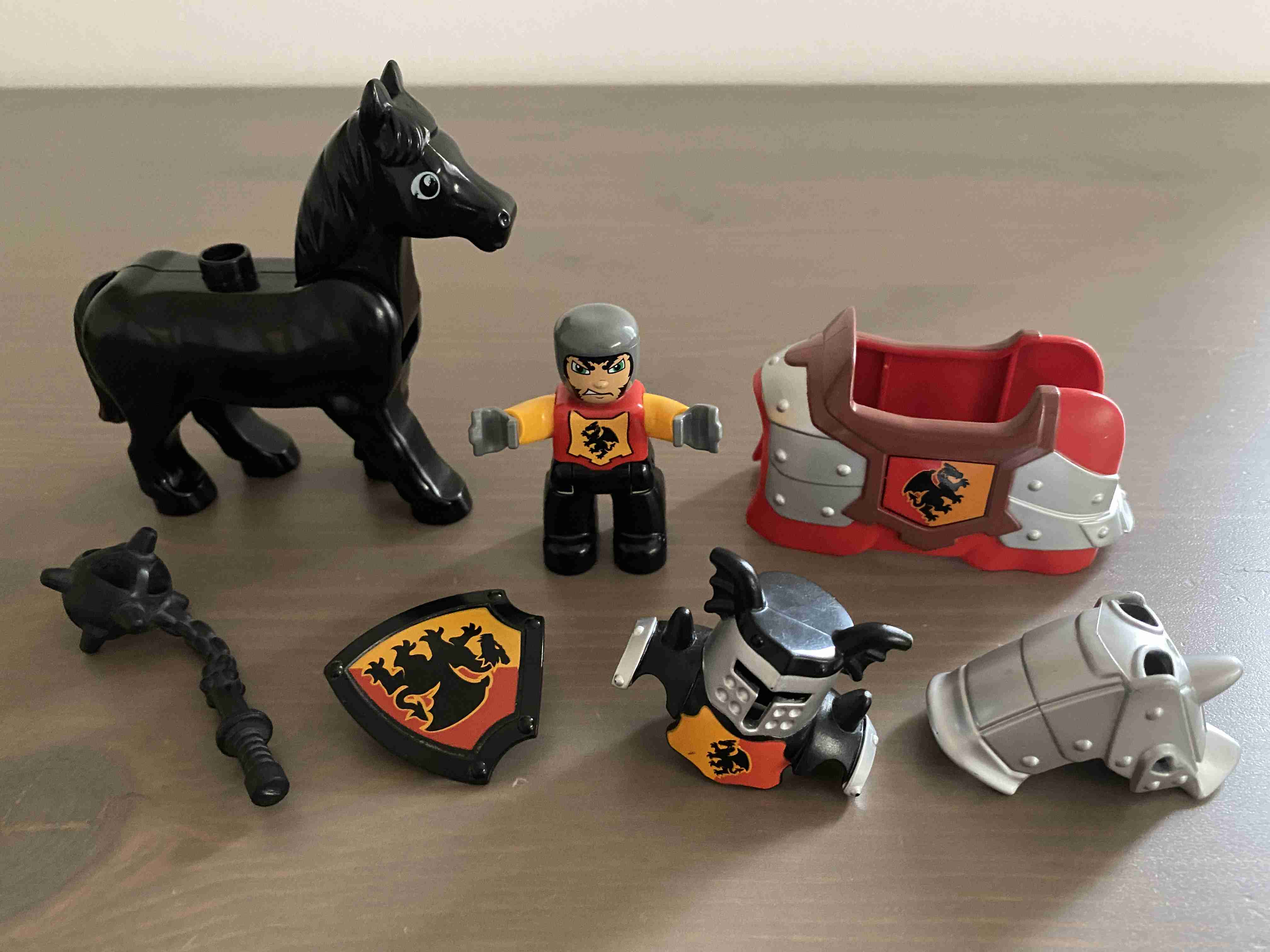 Lego Duplo Rytíř na koni