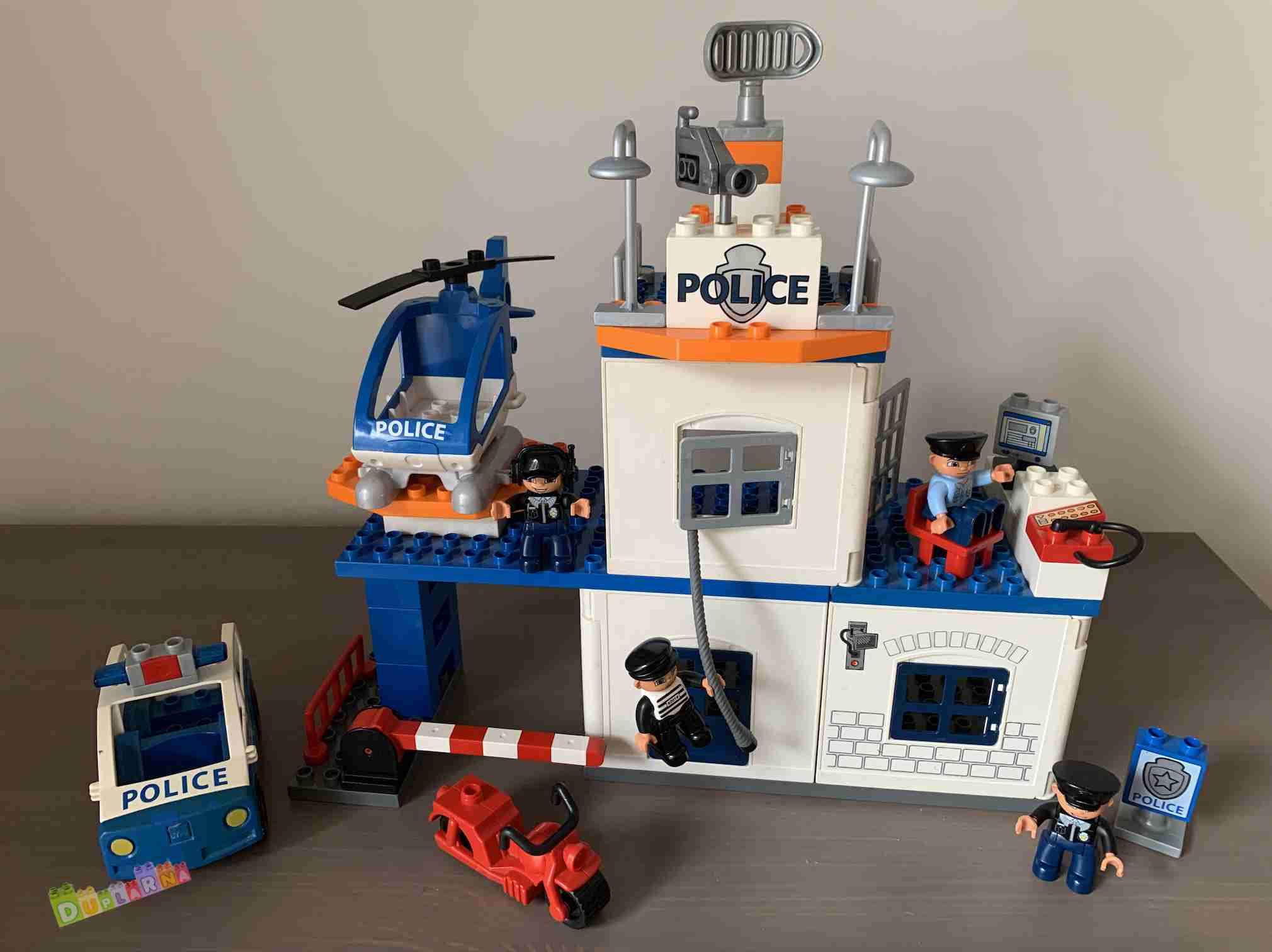 Lego Duplo 4965 - Policejní stanice / policie