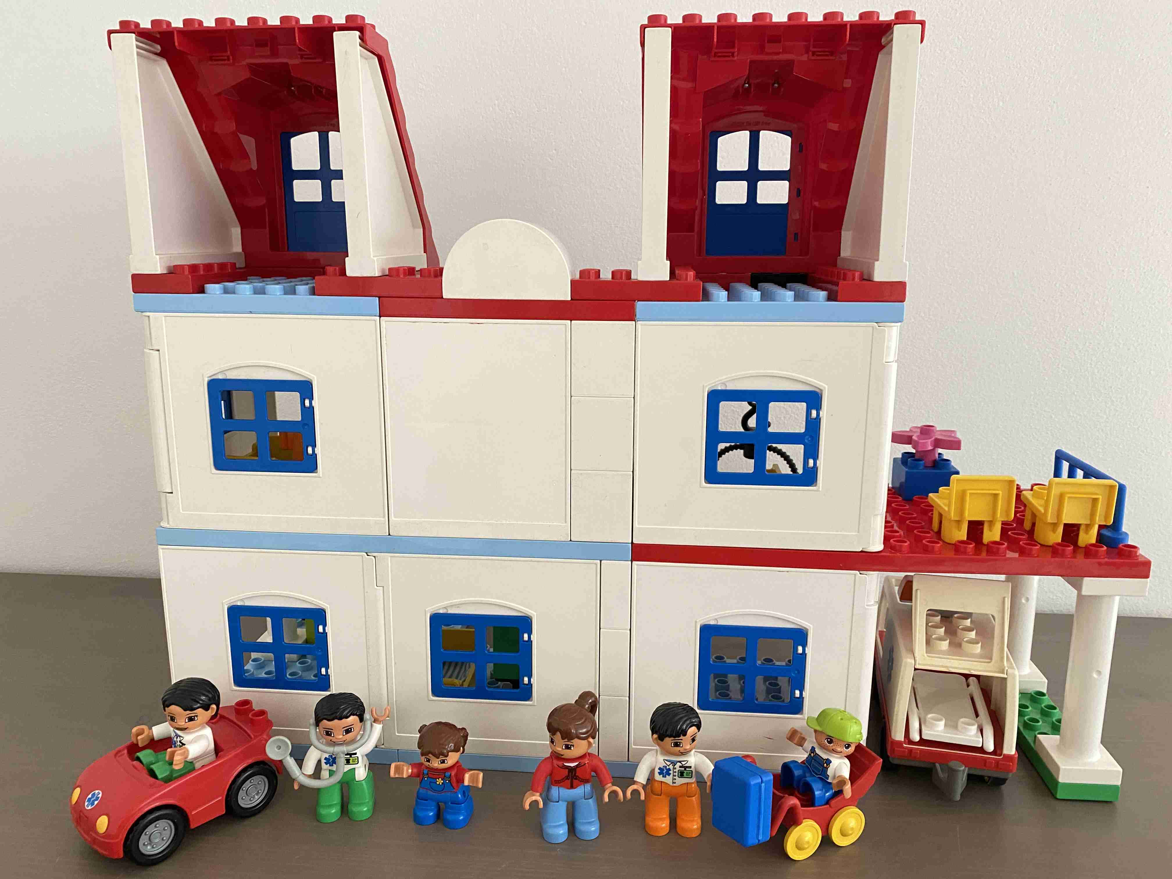 Lego Duplo 5795 - Velká městská nemocnice