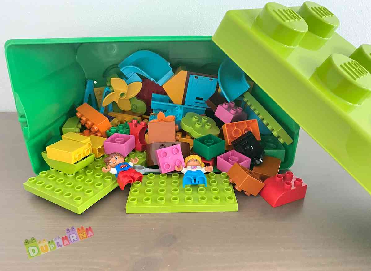 Lego Duplo 10864 - Velký Box s kostkami - dětské hřiště