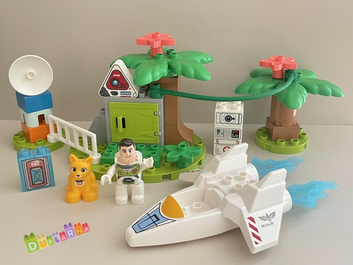 Lego Duplo 10962 - Toy Story - Mise Buzze Rakeťáka