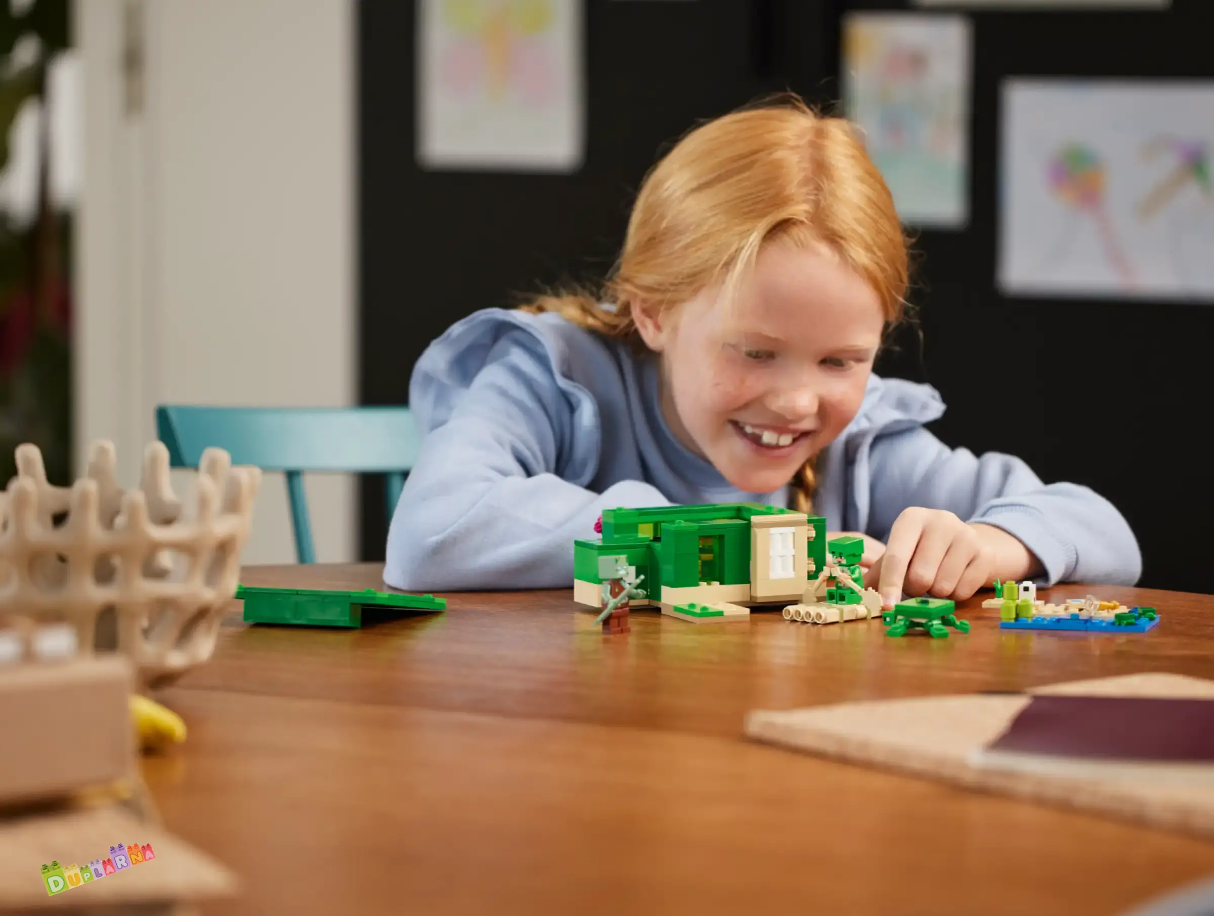 Lego Minecraft 21254 - Želví domek na pláži