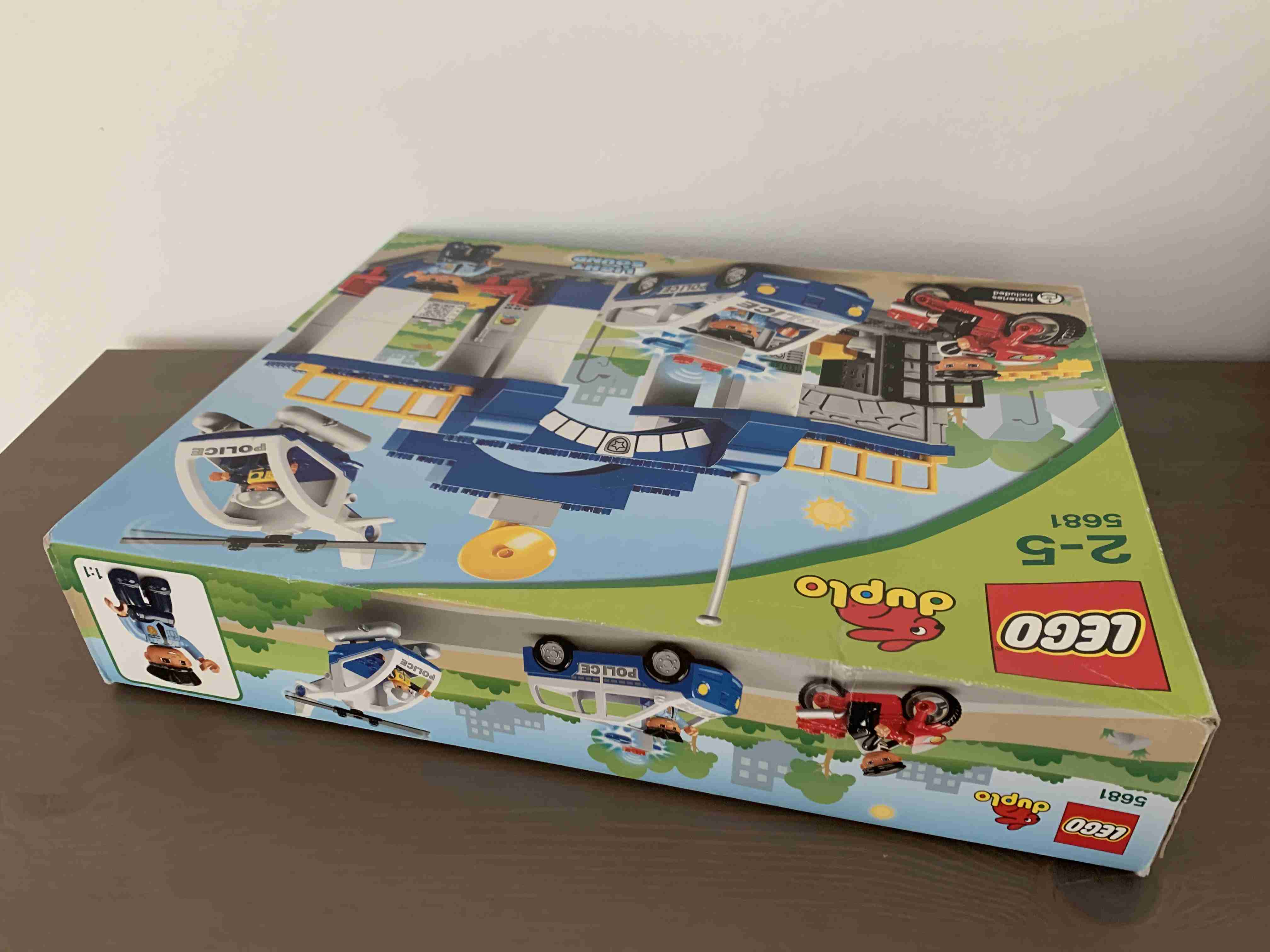Lego Duplo 5681 - Policejní stanice / policie