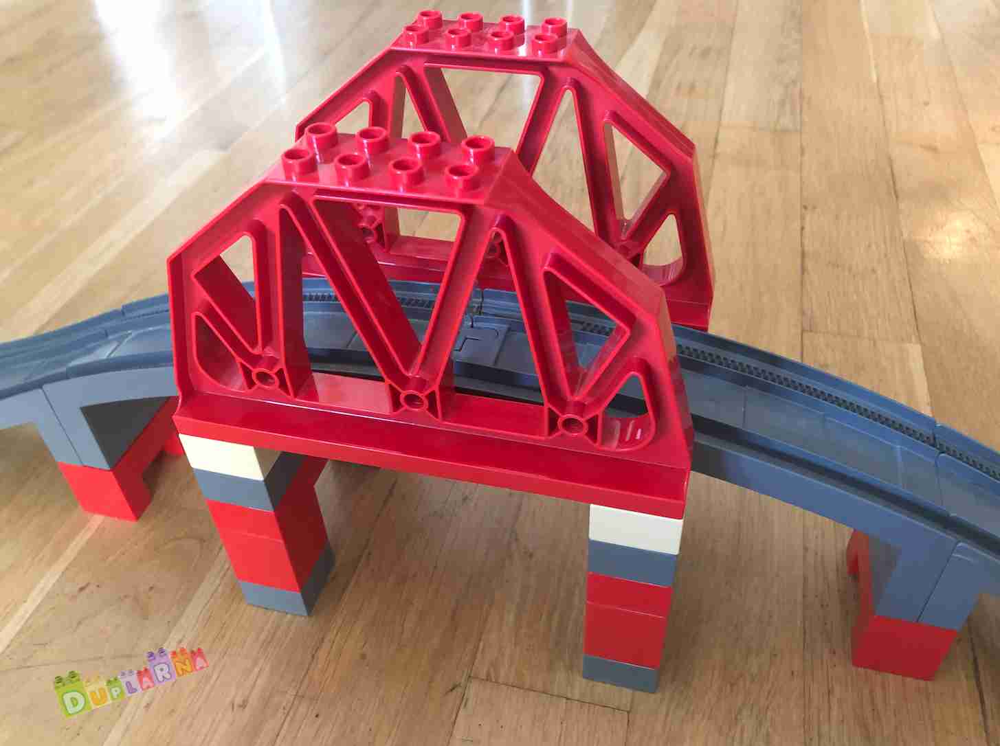 Lego Duplo zábradlí k mostu pro vlak