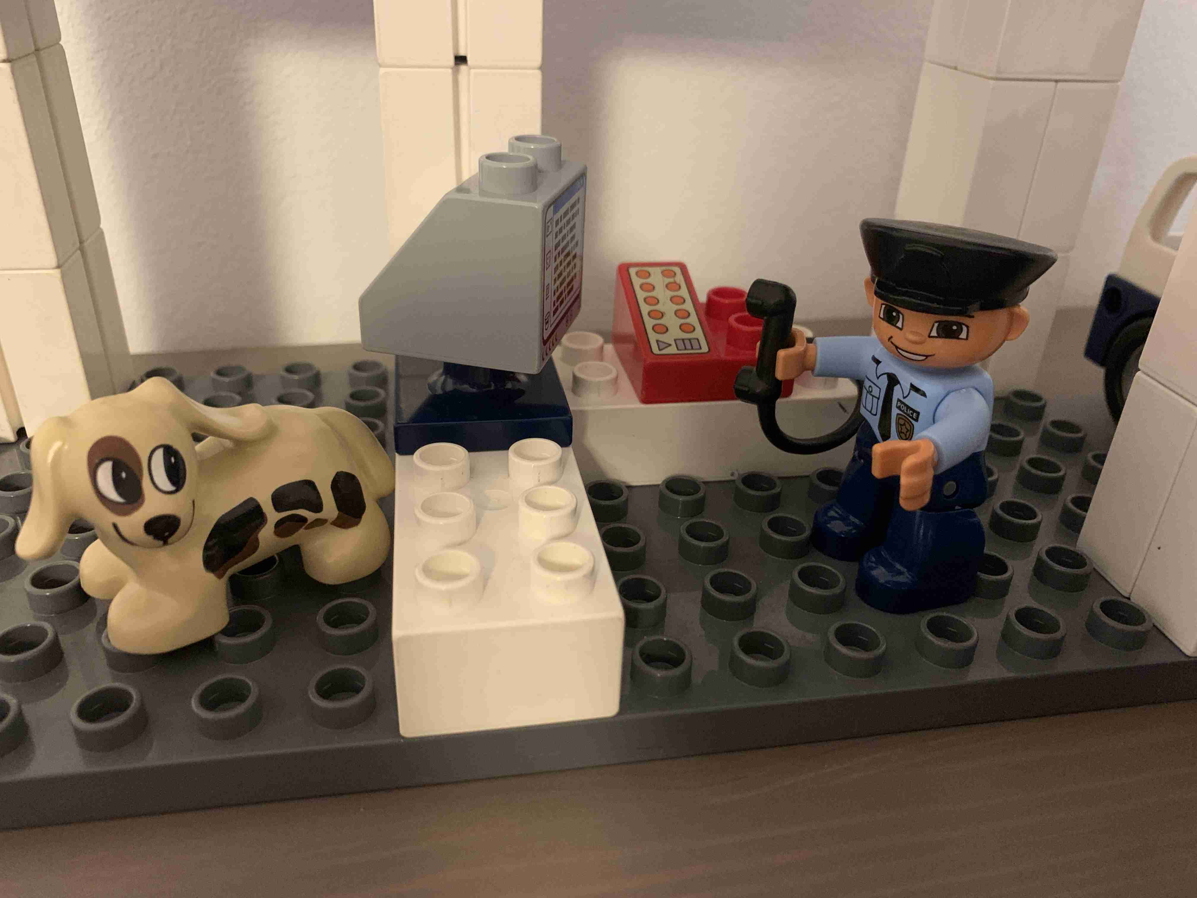 Lego Duplo 4691 - Policejní stanice / Policie