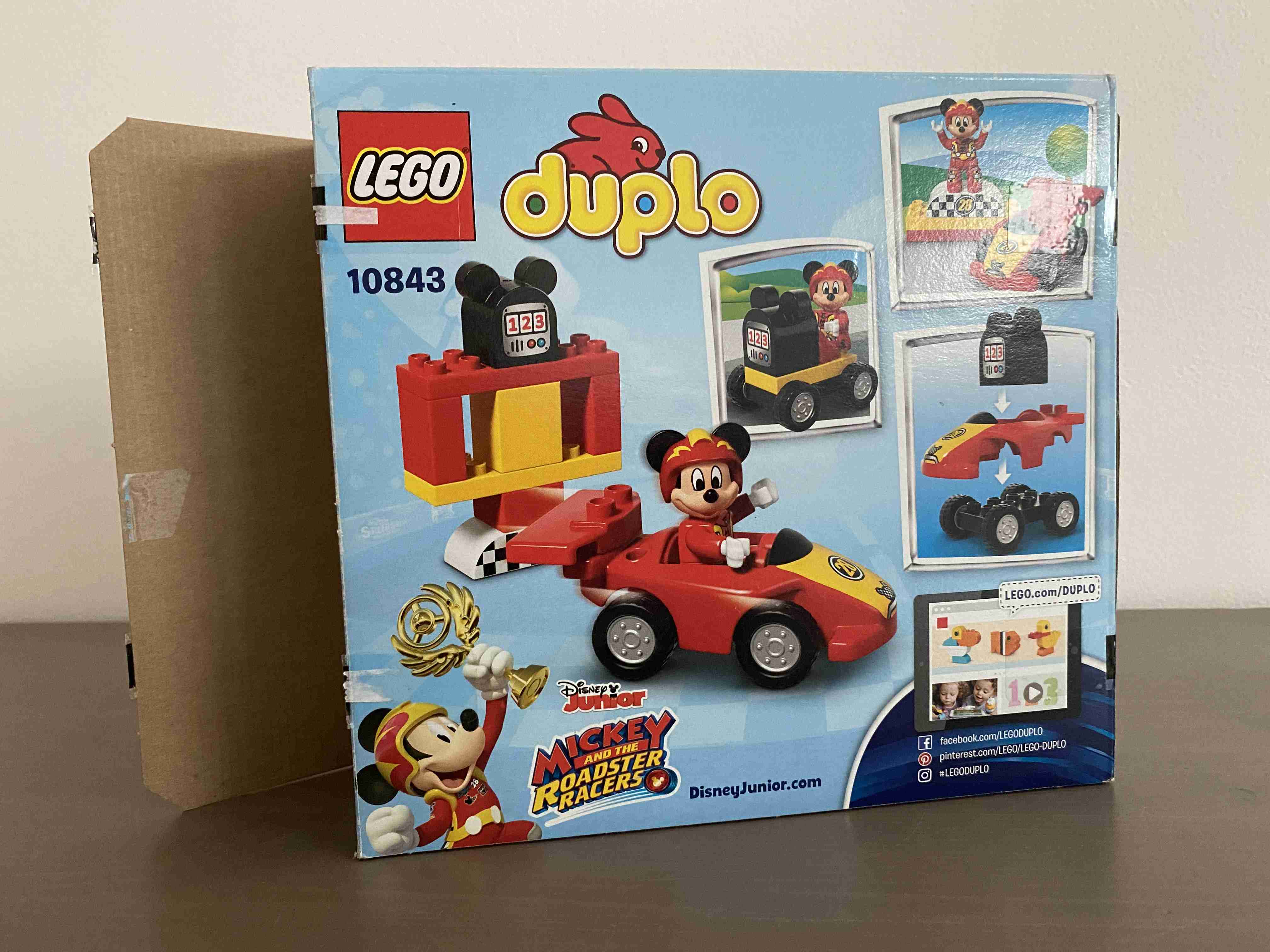Lego Duplo 10843 - Mickeyho závodní auto