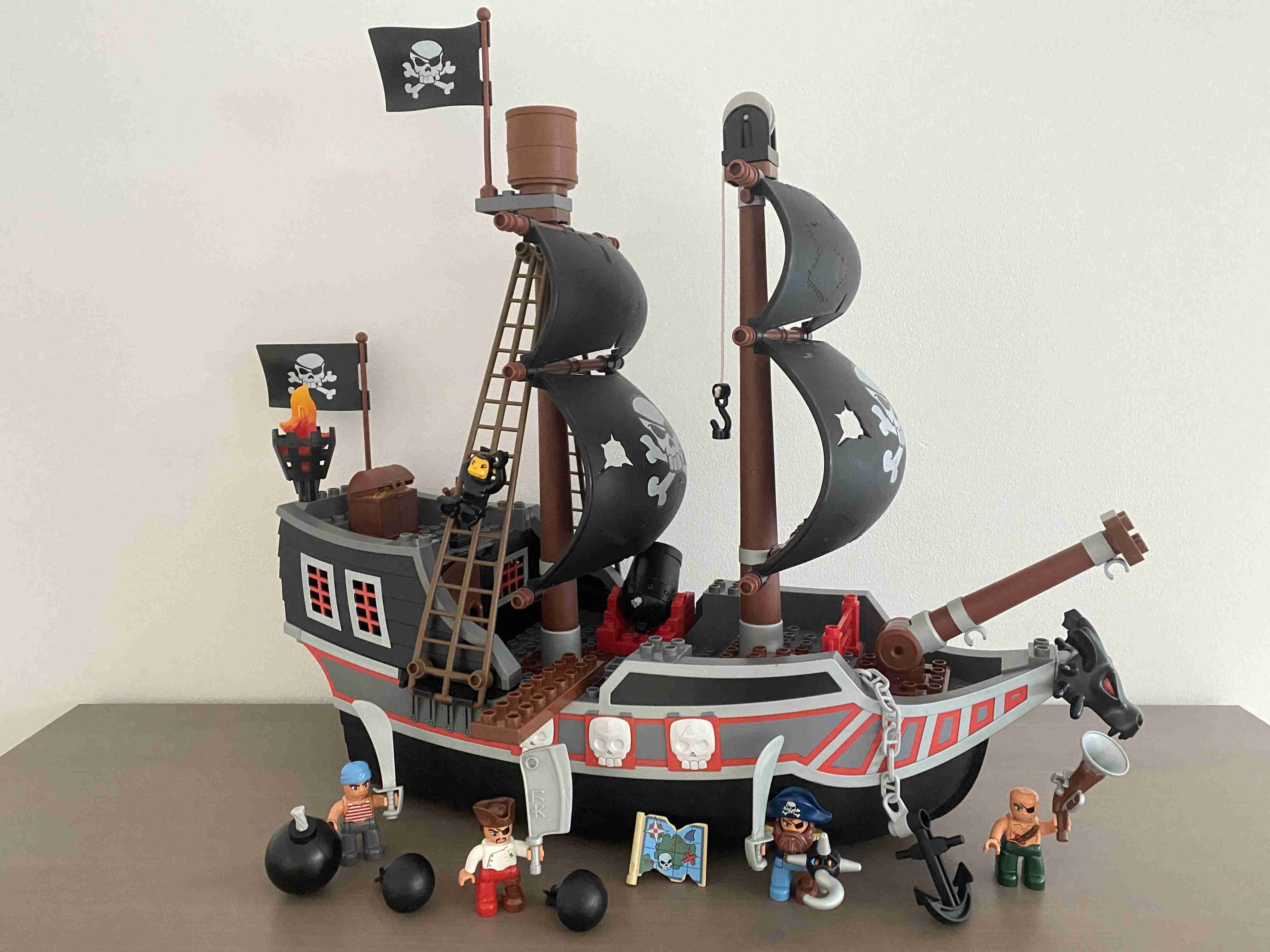 Lego Duplo 7880 - Velká Pirátská loď