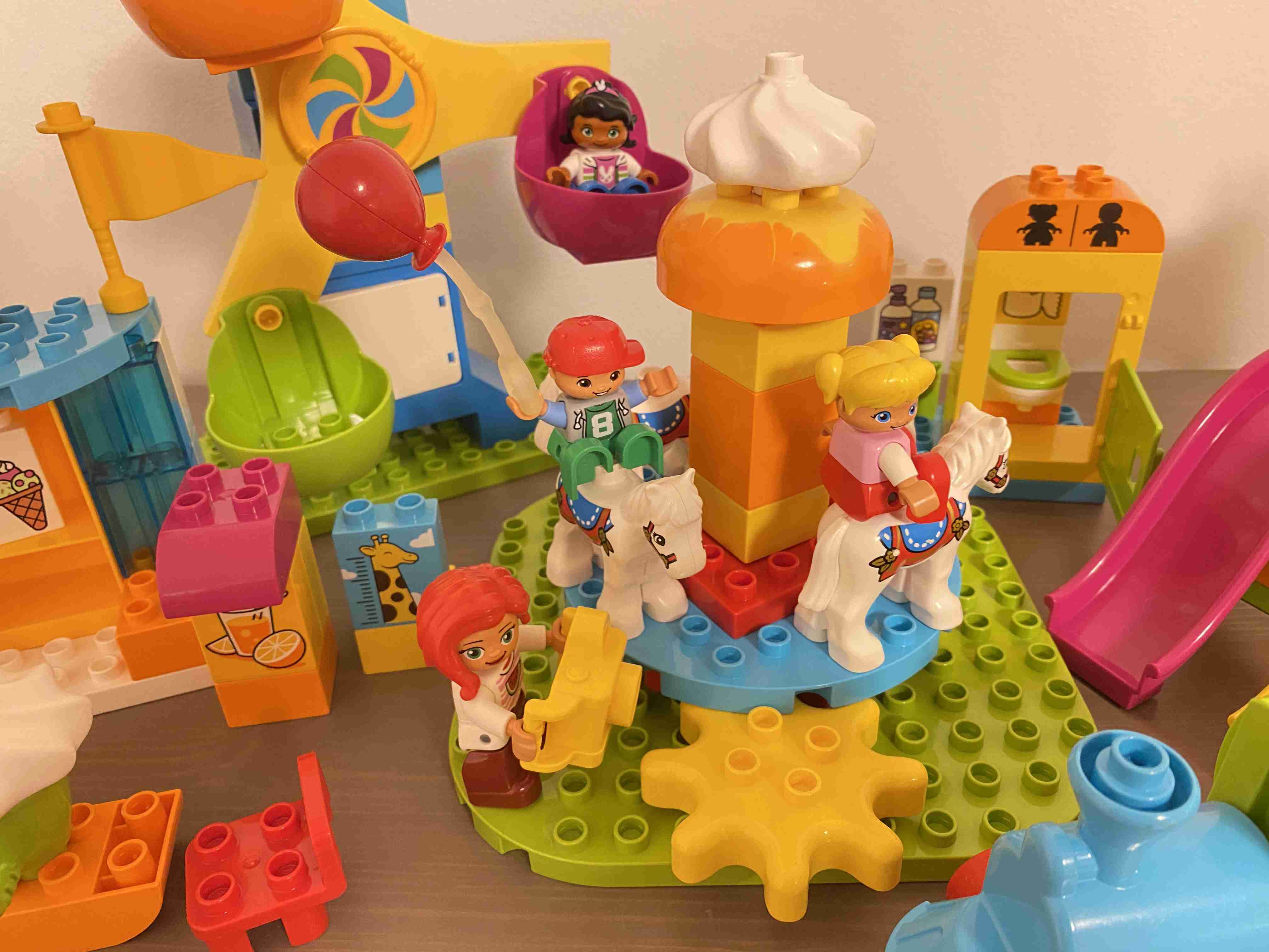 Lego Duplo 10840 - Velká pouť