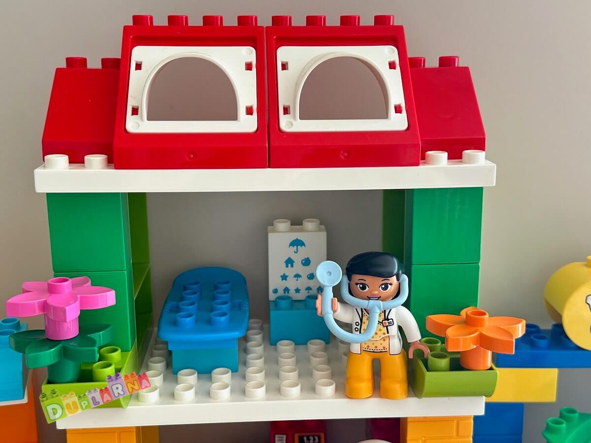 Lego Duplo 10836 - Náměstí / Domek