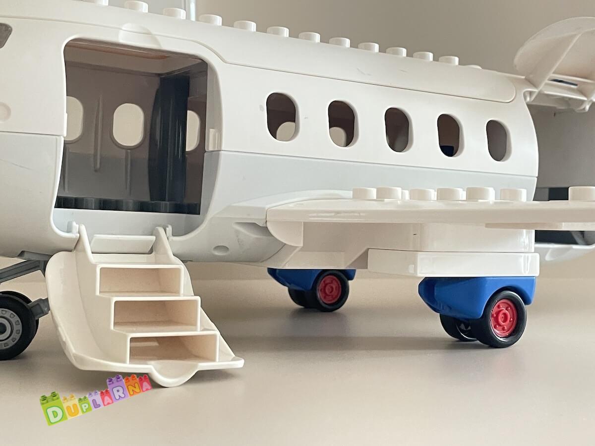 Lego Duplo - Velké nákladní letadlo CARGO / letiště