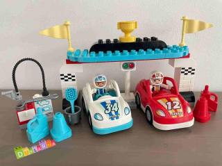 Lego Duplo Town 10947 - Závodní auta natahovací