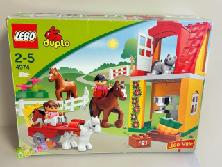 Lego Duplo 4974 - Koňské stáje / Farma