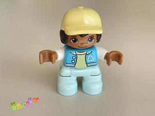 Lego Duplo Dítě - kluk s modrou vestou a žlutou čepicí
